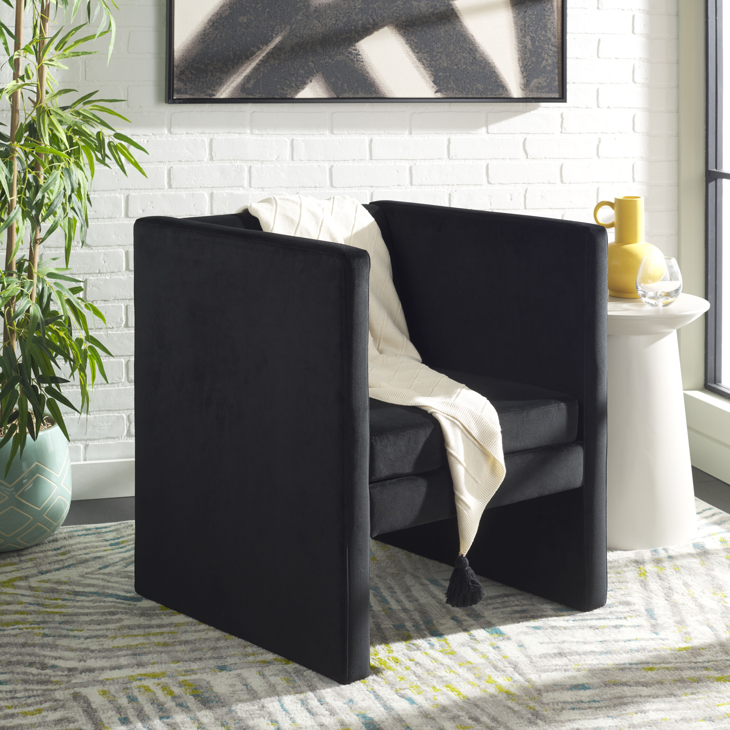 Safavieh ACH4012C Gisle Modern Black Velvet Accent Chair