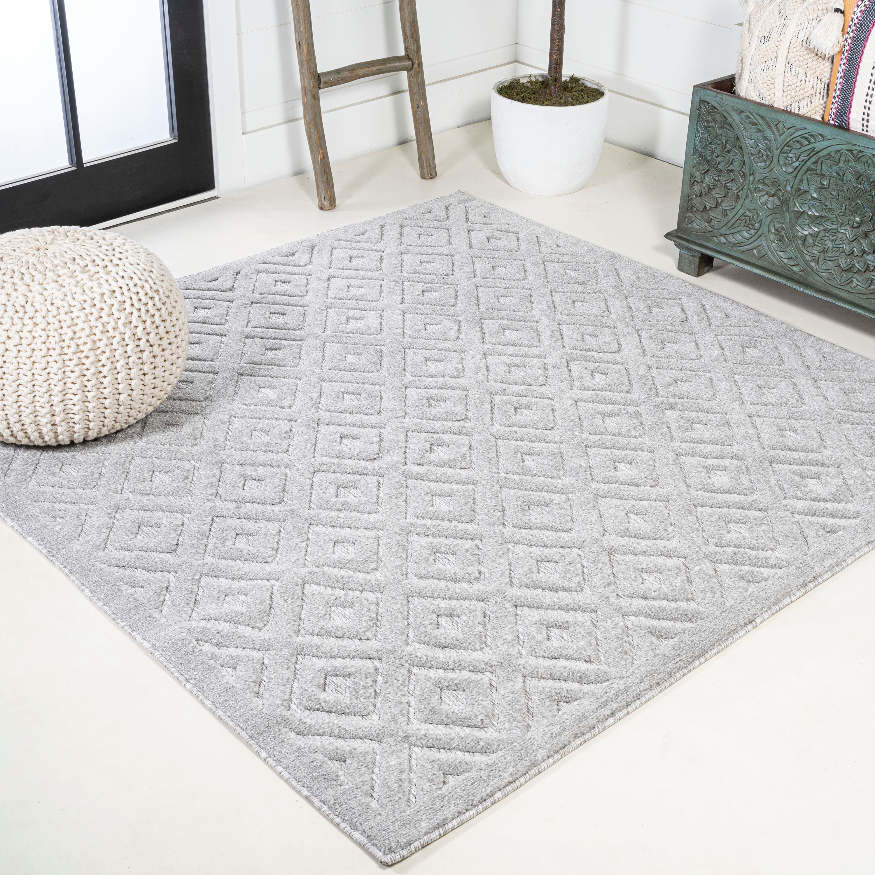 JONATHAN  Y IBZ104C-5SQ IBIZA Portmany Neutral Diamond Trellis 5 x 5 (ft) Loomed Polypropylene Light Gray Square Indoor/Outdoor Geometric Bohemian/Eclectic Area rug