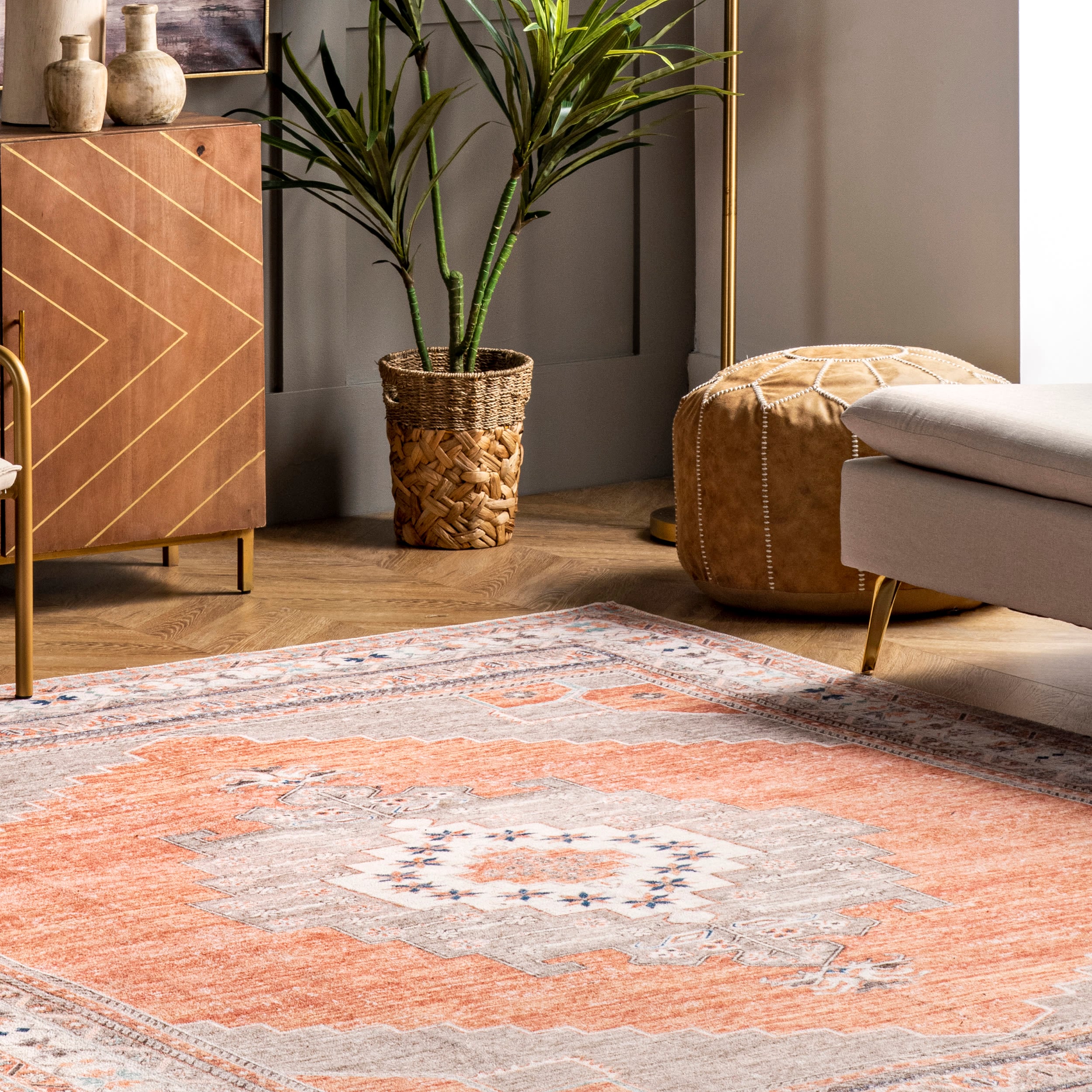 Alicia Gray and Rust Synthetic Medallion Washable 4' x 6' Area Rug