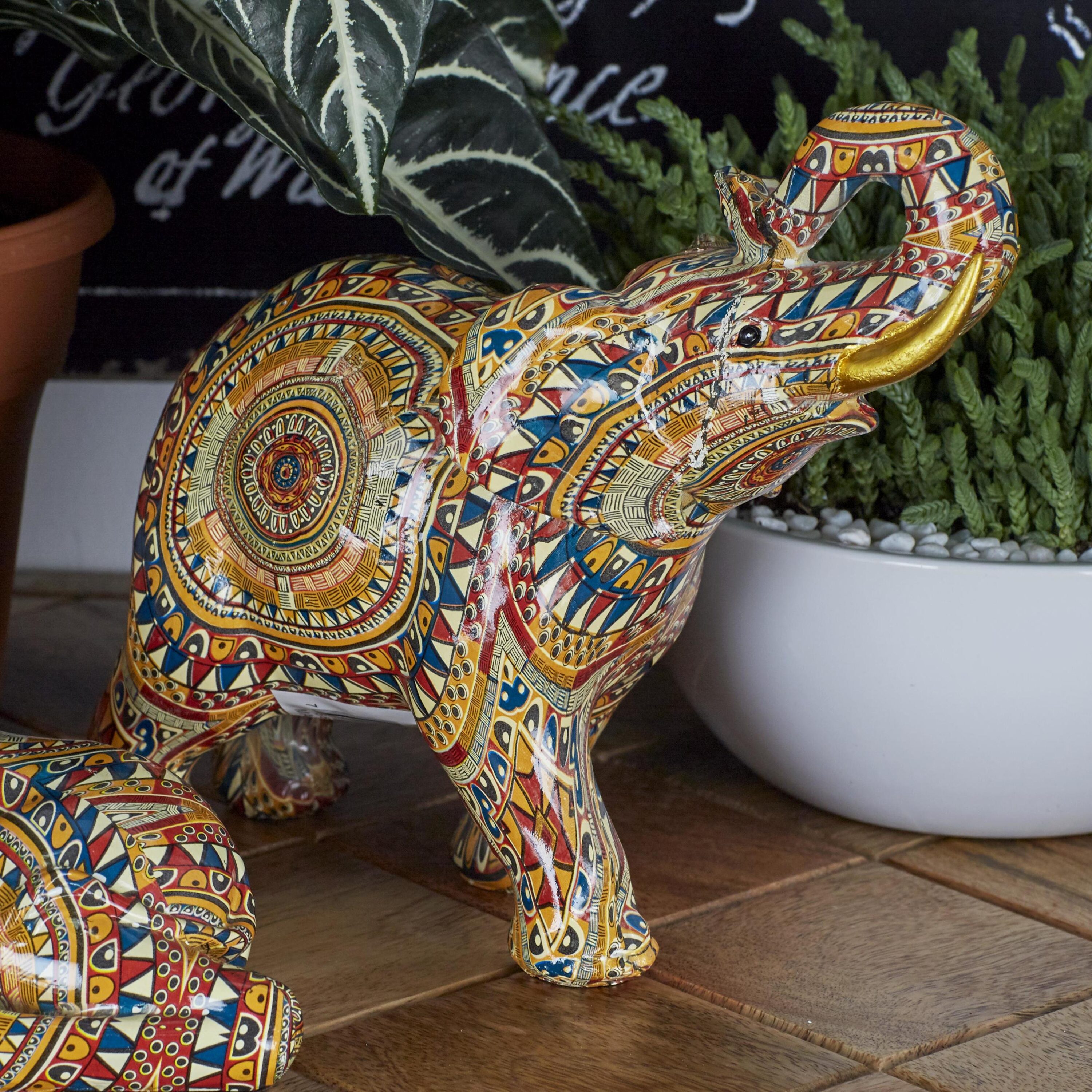 Grayson Lane 20718 Multiple colors/finishes Polyresin Eclectic Sculpture