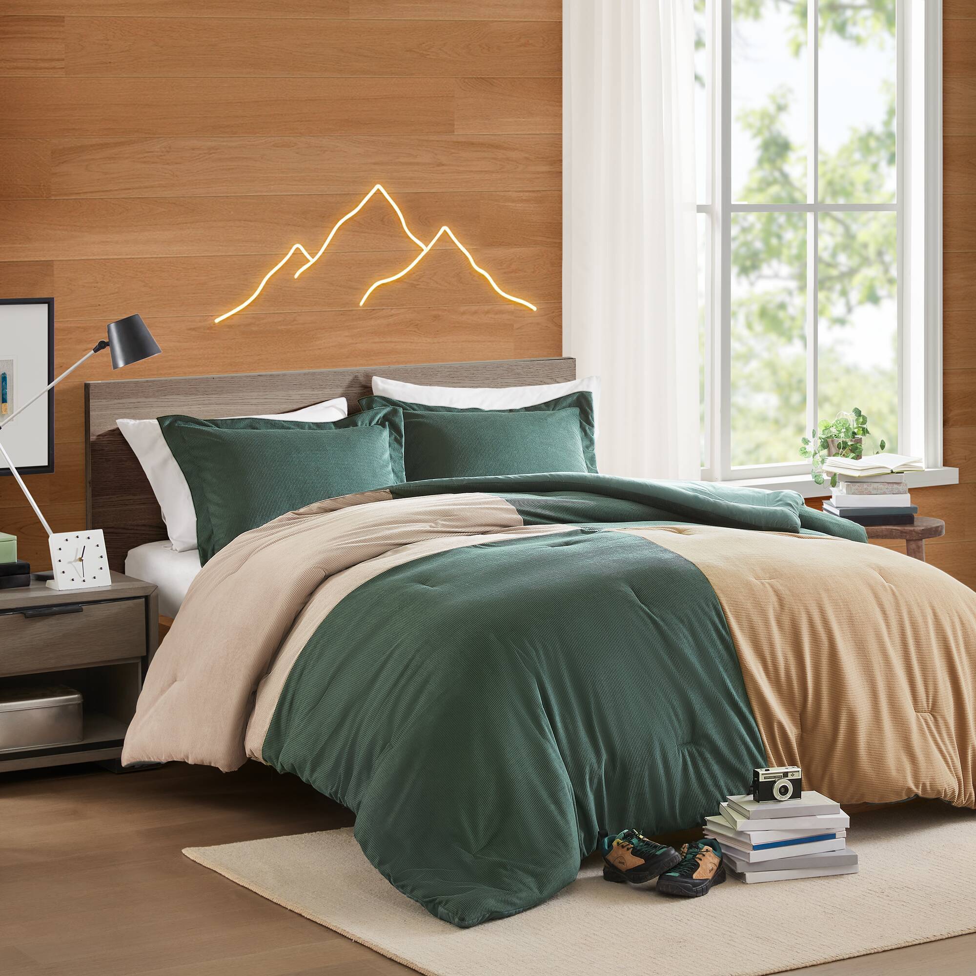 Roomfitters  3Piece Full/Queen Colorblock Corduroy Comforter Bedding Set with Pillow Sham Green