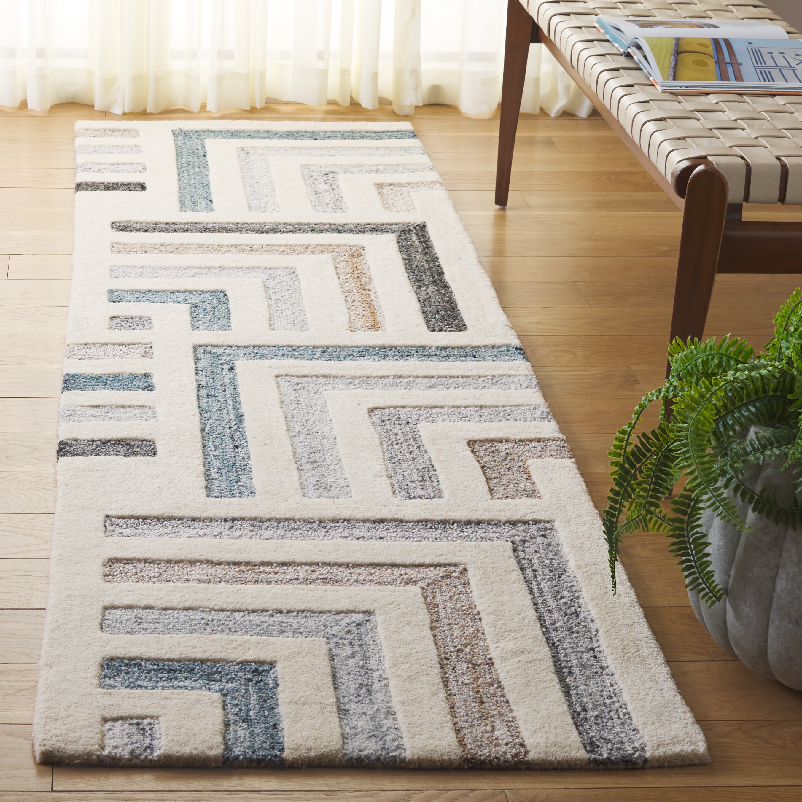  Fifth Avenue 601 Ivory/Gray Contemporary 2ft-3in x 8ft Runner Rug