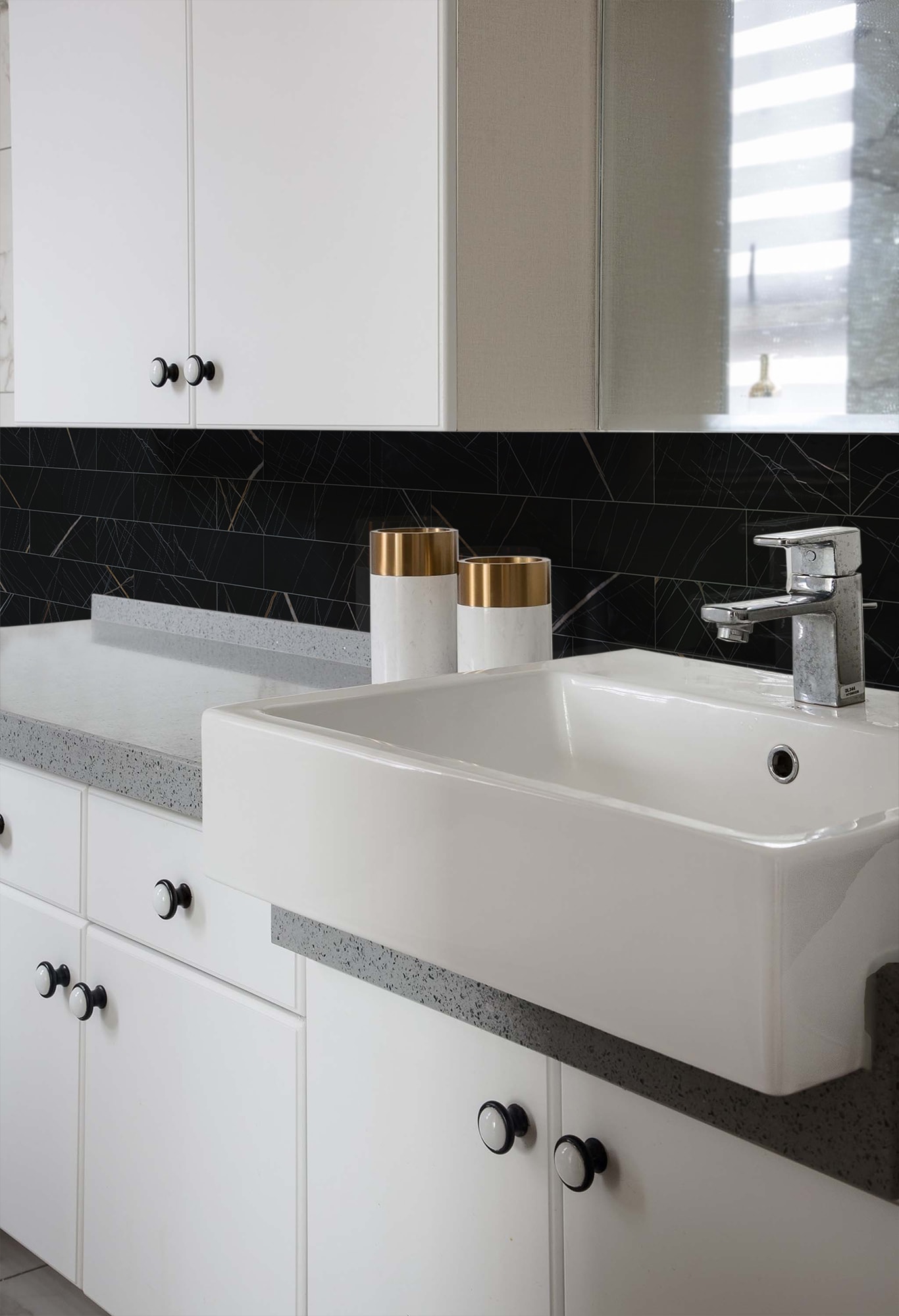 Glossy Noir 4'' x 12'' Peel and Stick Subway Tile