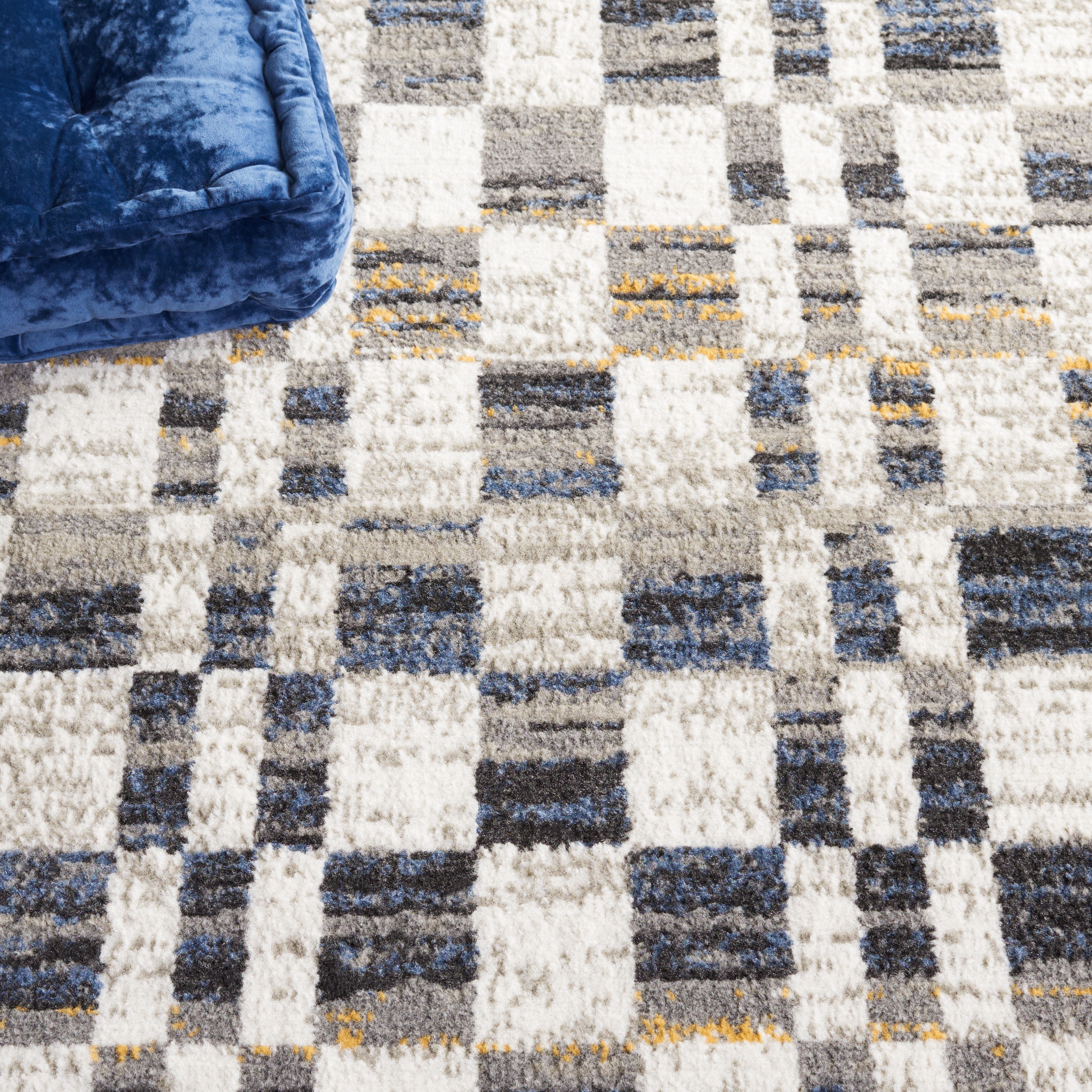 Safavieh PYR224A-7SQ rugs - View #4