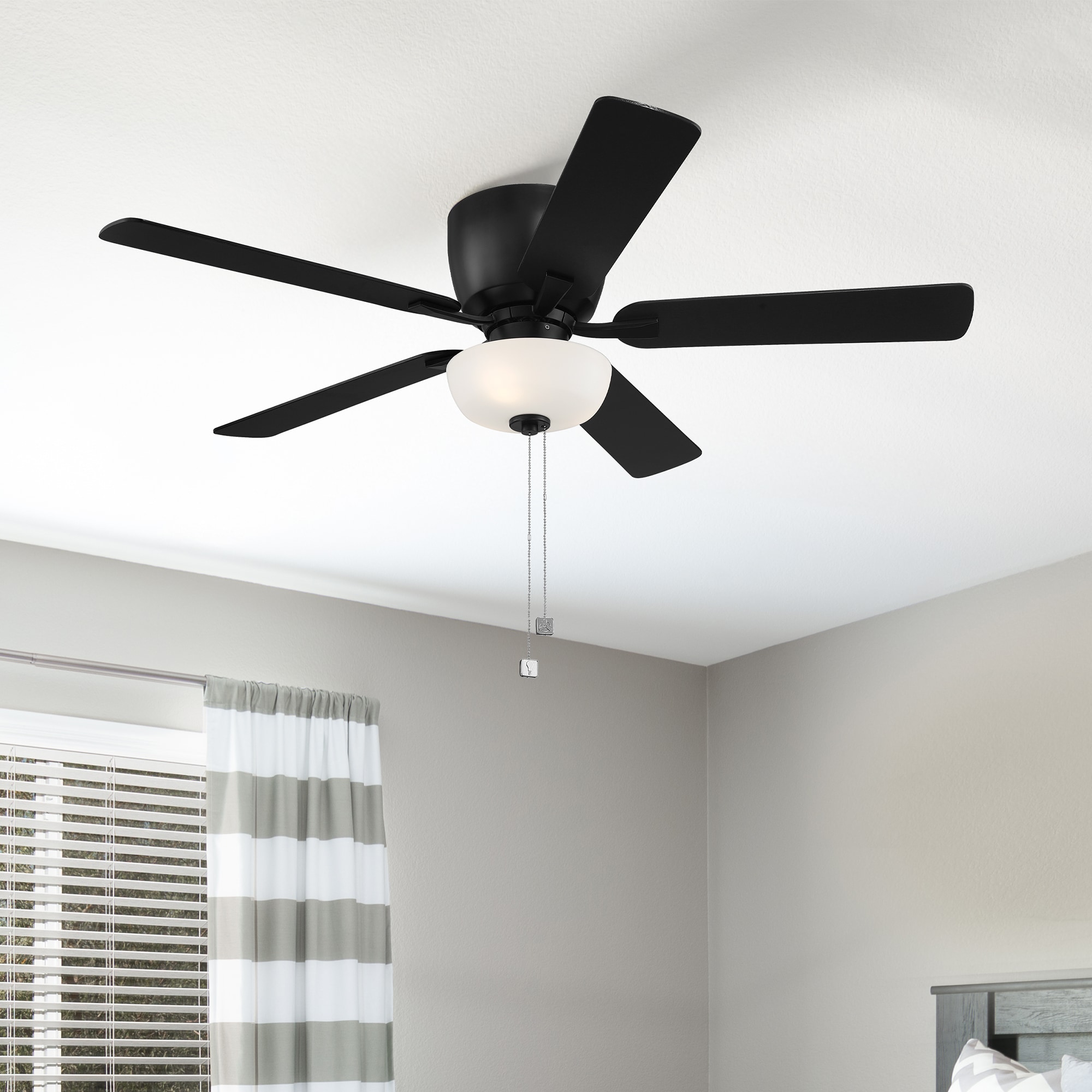 Designers Fountain FHP-GLT52B3-MB Gallant 52-in Outdoor Flush Mount Matte Black with Matte Black Blades Ceiling Fan With Light ( 5 -Blade )