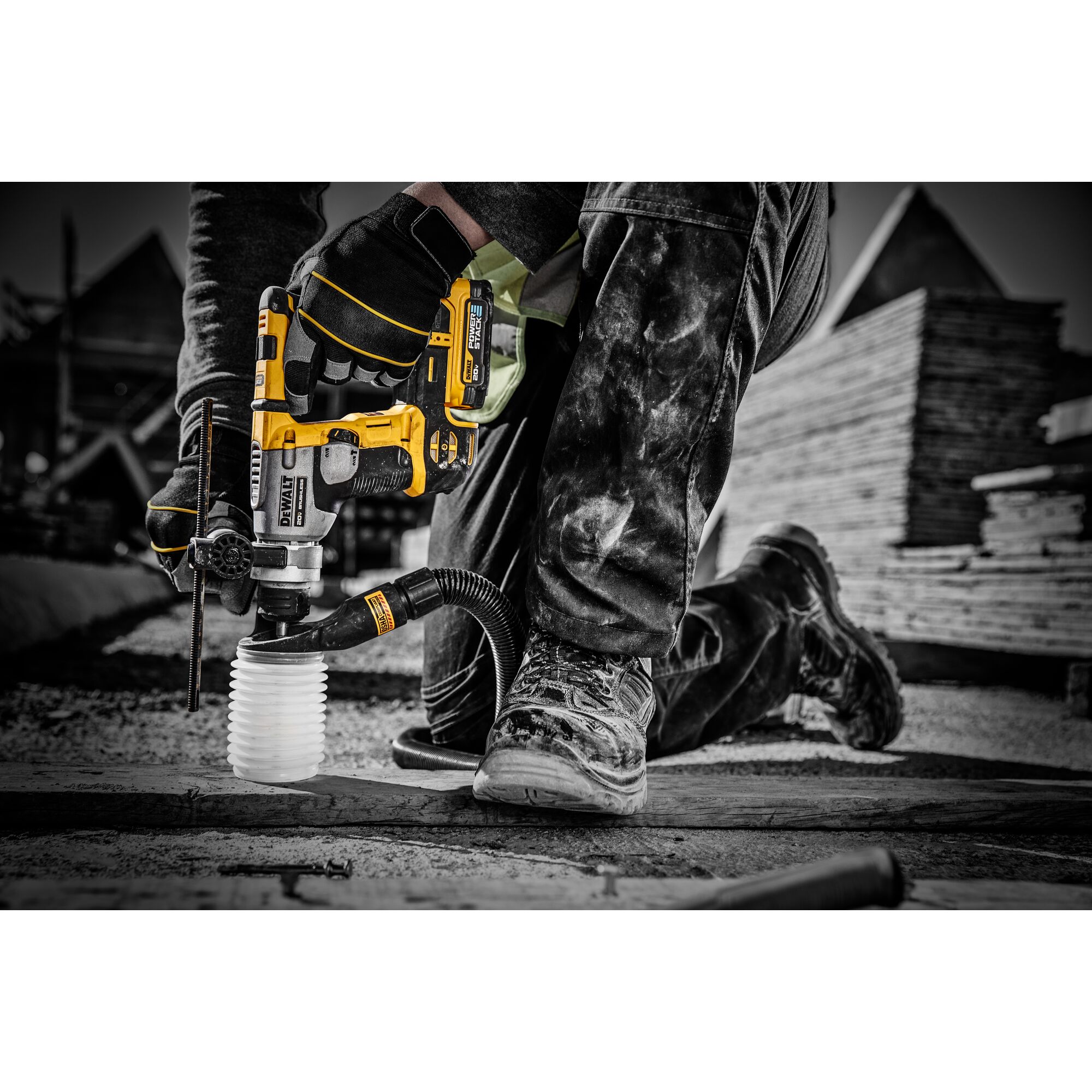 DEWALT 20V MAX* Starter Kit with POWERSTACK™ Compact Battery and Charger  (DCBP034C)