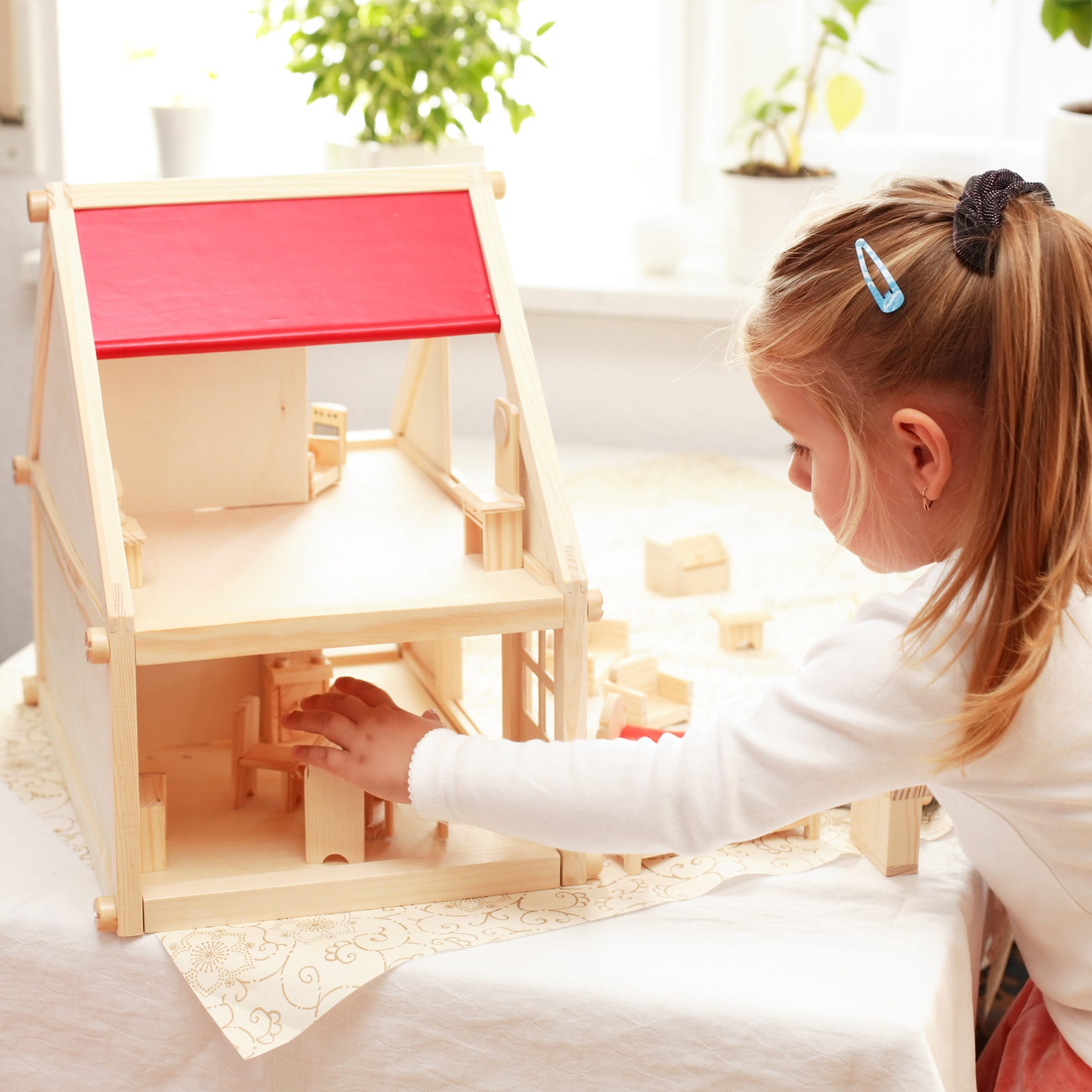 Lowes dollhouse hot sale