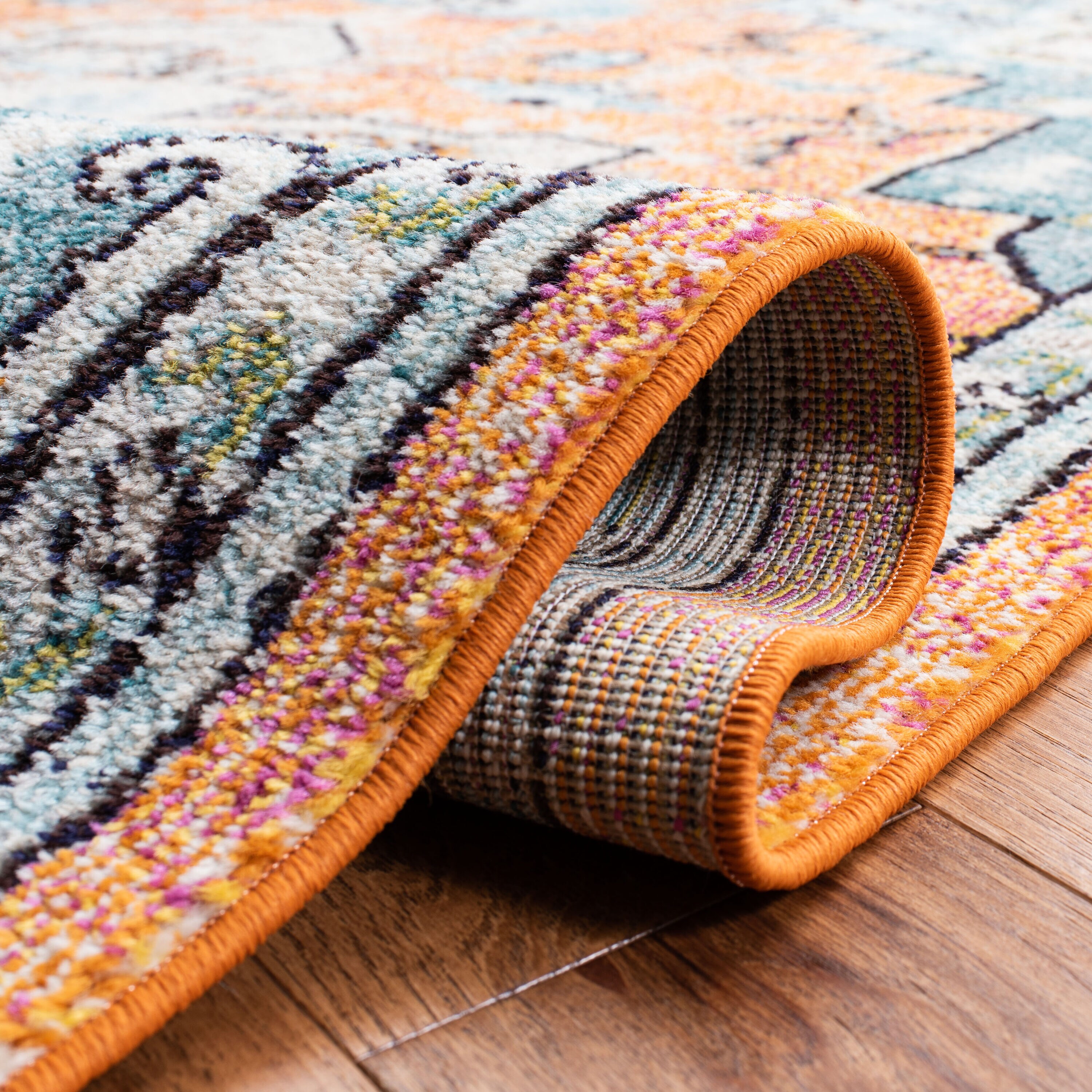 Safavieh MAD473P-8SQ rugs - View #5