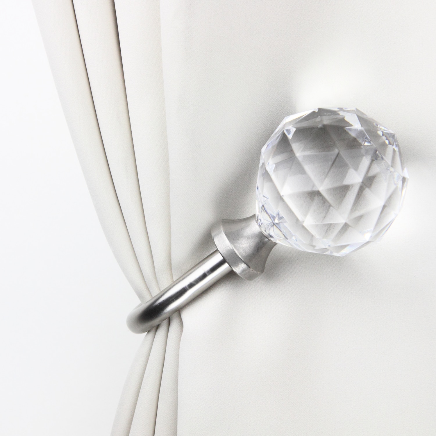 Hart & Harlow L-4857-035 5.75-Inches Satin Nickel Curtain Holdbacks