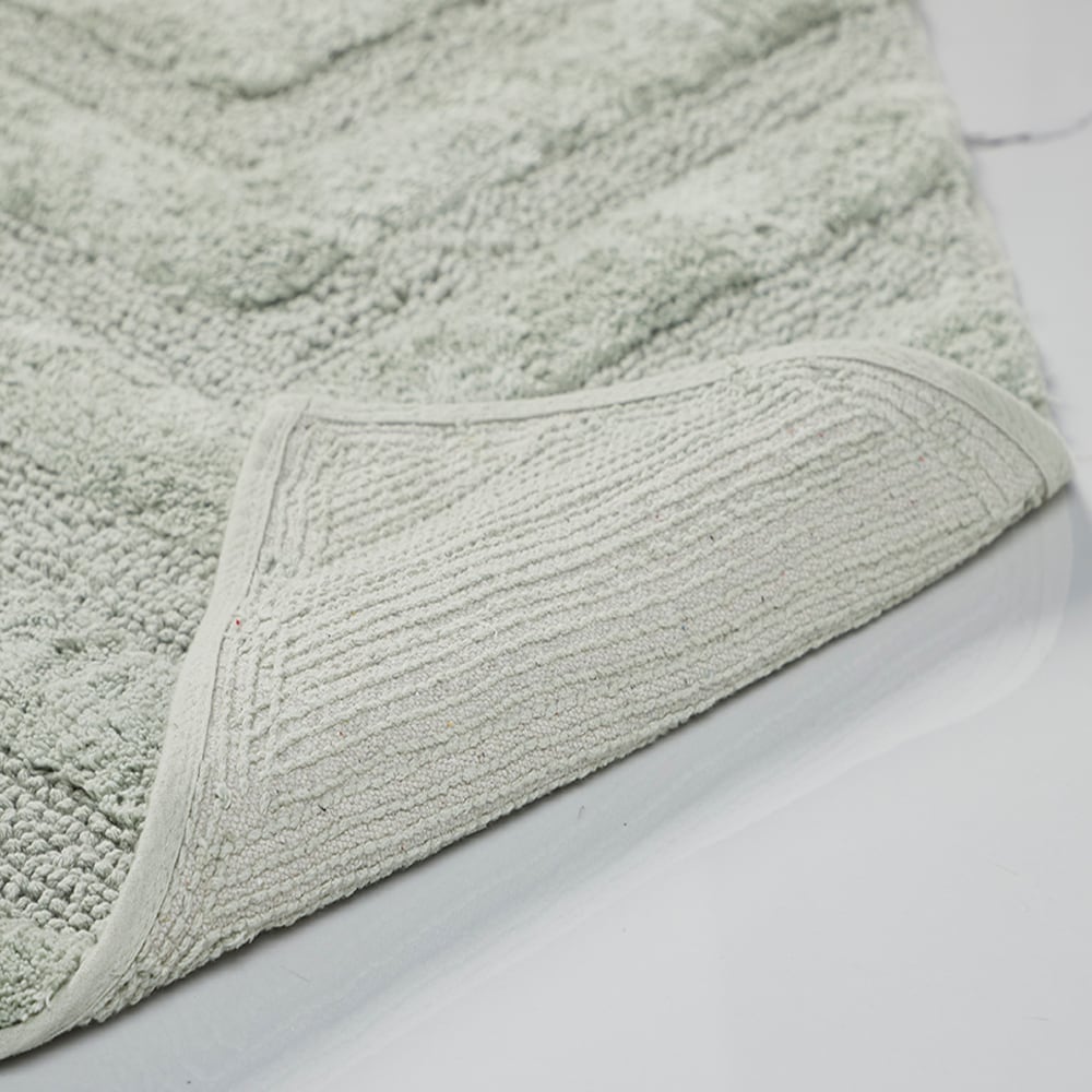 Hugo Dark Sage Cotton Tufted Non-Slip 20" x 20" Bath Rug