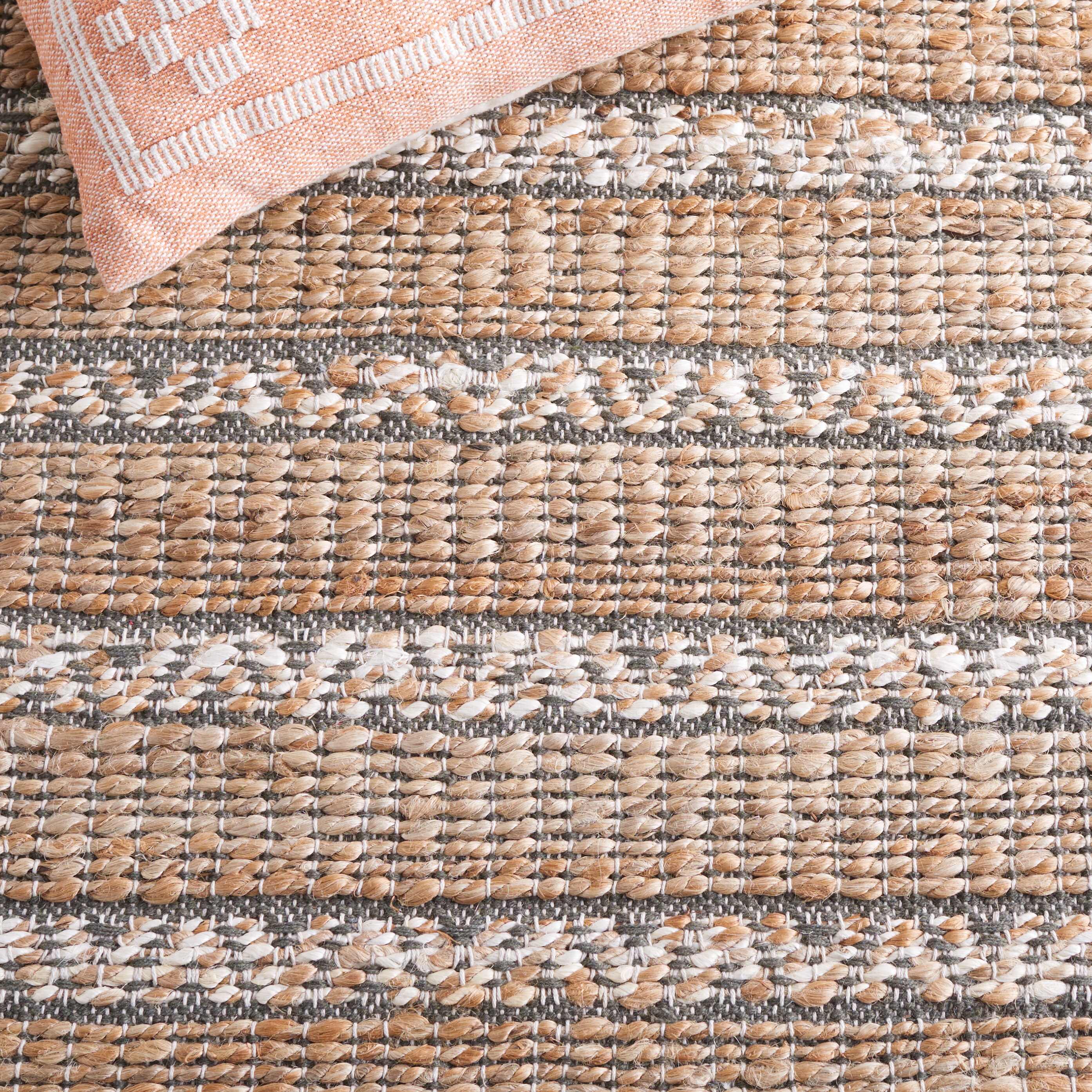 Safavieh NFB655X-4 rugs - View #5