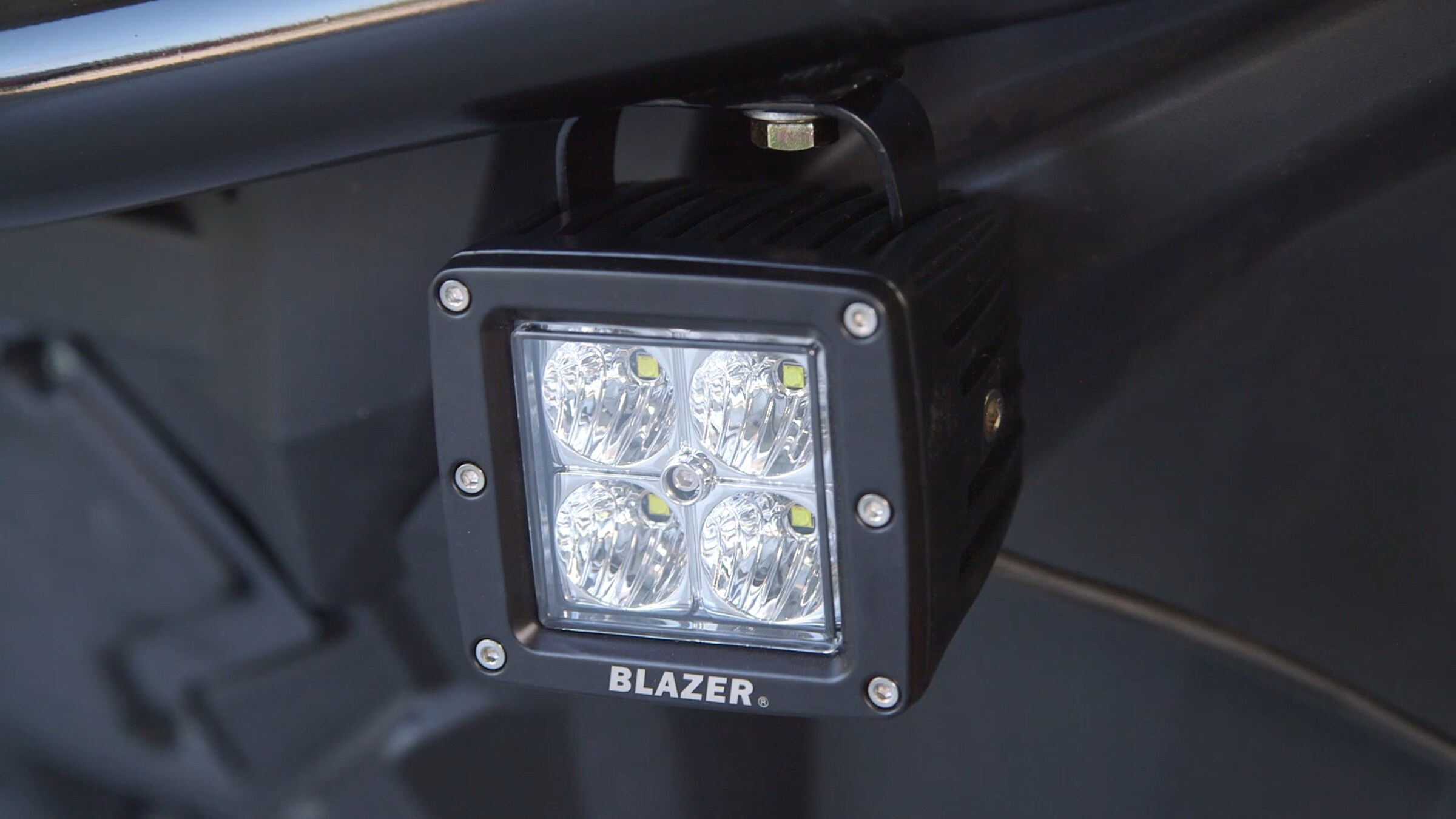 Blazer International C3072K Exterior-Car-Acc - View #2