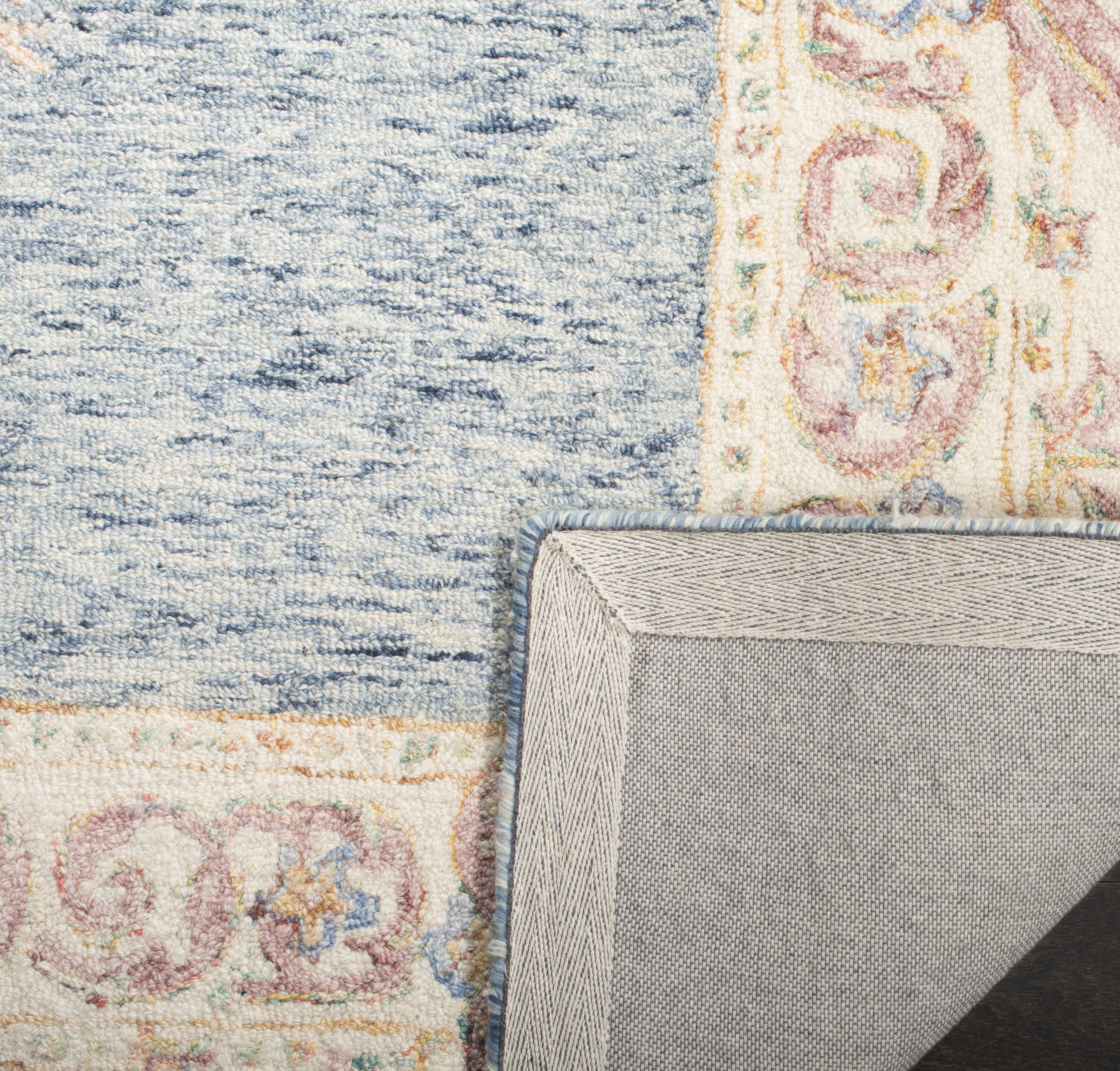 Safavieh AUB101M-4 rugs - View #3