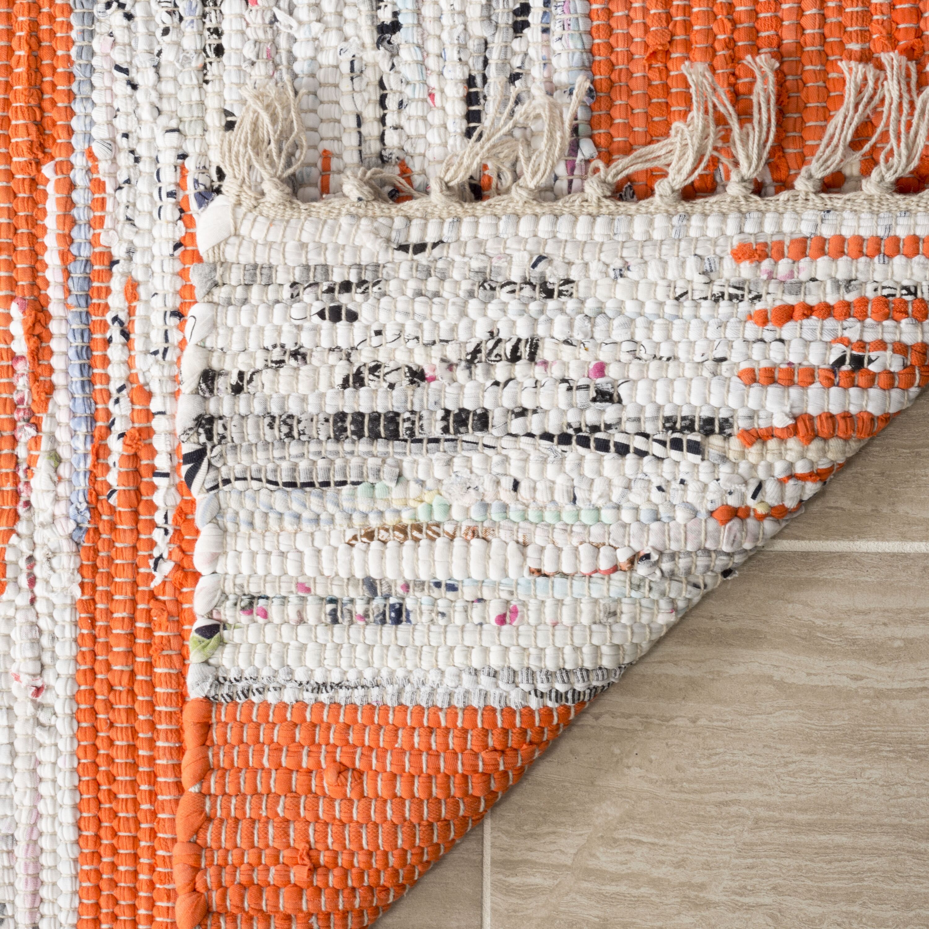 Safavieh MTK721B-5 rugs - View #4