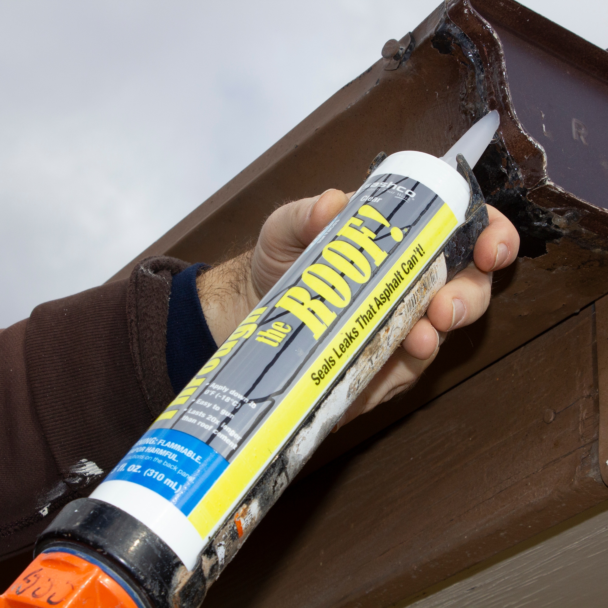 Sashco Through the Roof 10.5-oz Clear Paintable Solvent Caulk in the ...