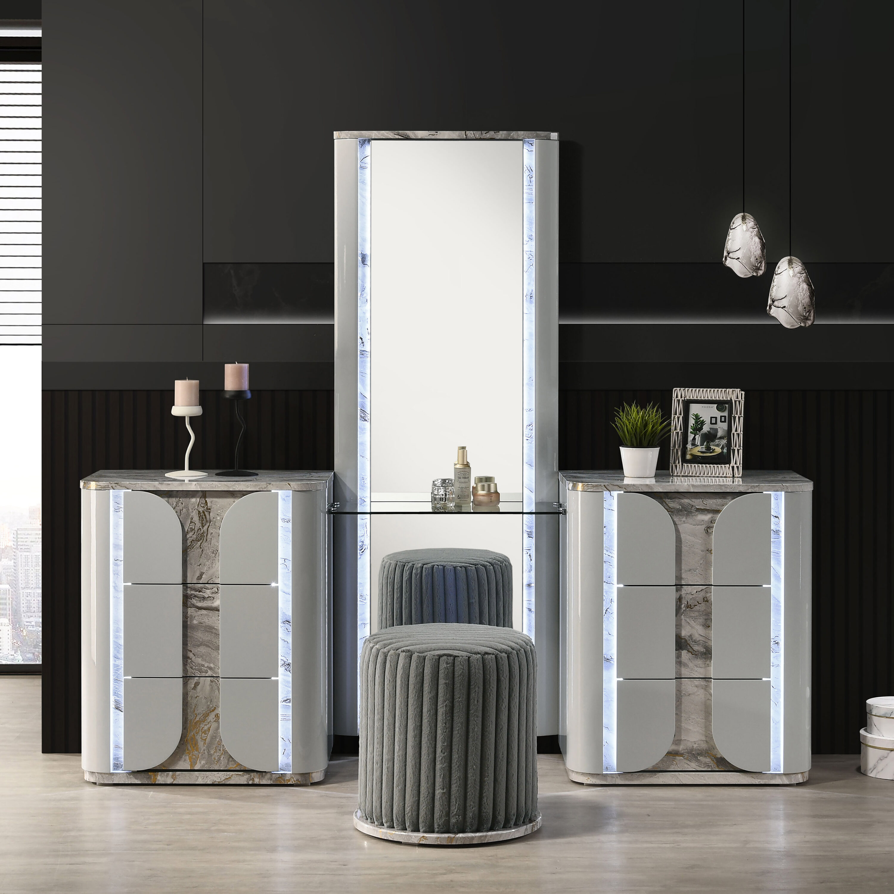 Furniture of America 78.5-in Light Gray Makeup Vanity