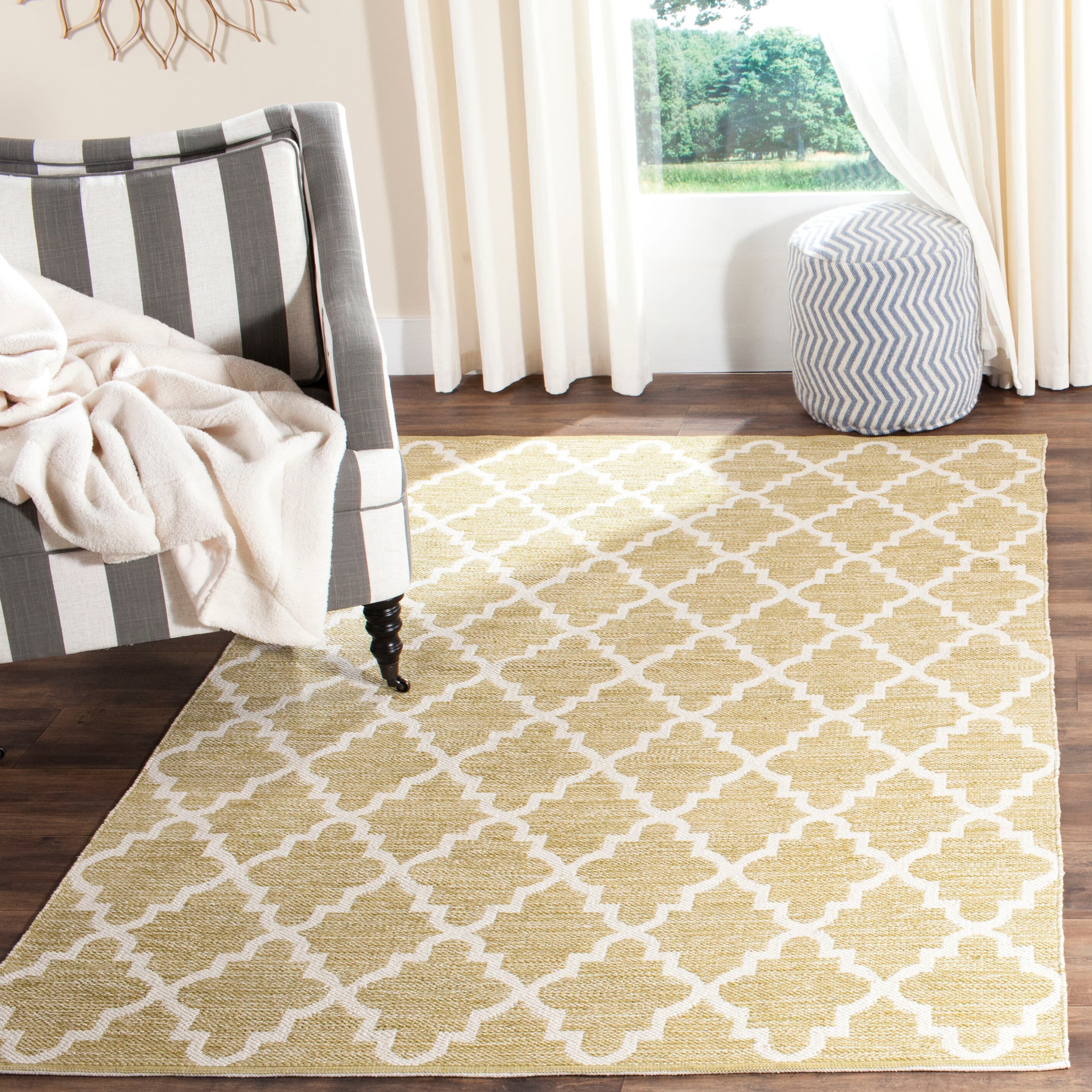 Safavieh MTK810G-2339 Montauk Bolsa 2 x 4 (ft) Cotton Green/Ivory Rectangular Indoor Trellis Coastal Throw rug