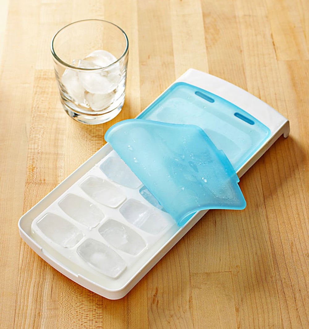 Mi Casa E-Z Grip Ice Cube Tray - White Plastic Barware & Accessories -  Stackable, Dishwasher Safe - Innovative Rounded Shape - Easy Cube Release  in the Barware & Accessories department at