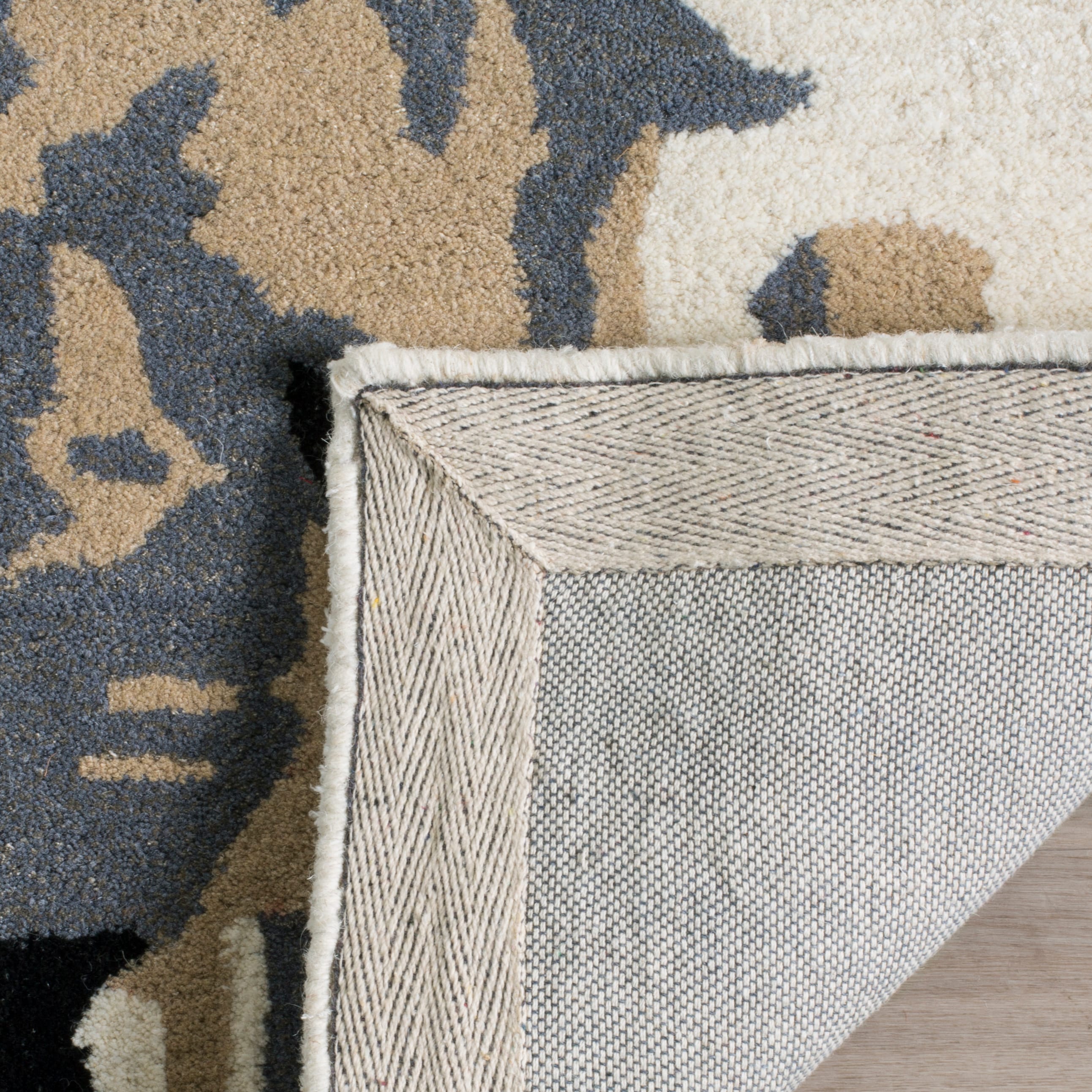 Ivory and Gray Hand-Tufted Wool 8' x 10' Area Rug