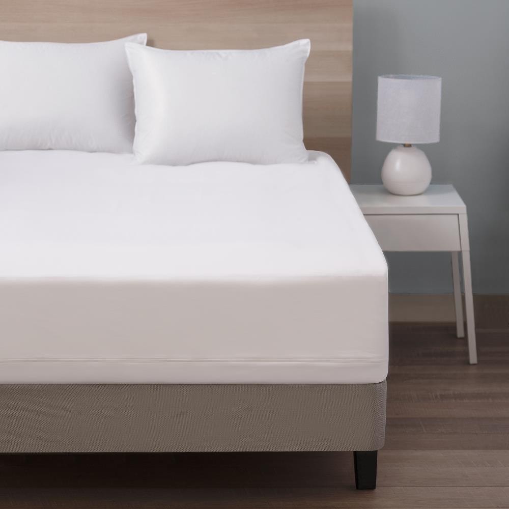 Comes In All Sizes! J&V Textiles Hypoallergenic Mattress Protector 