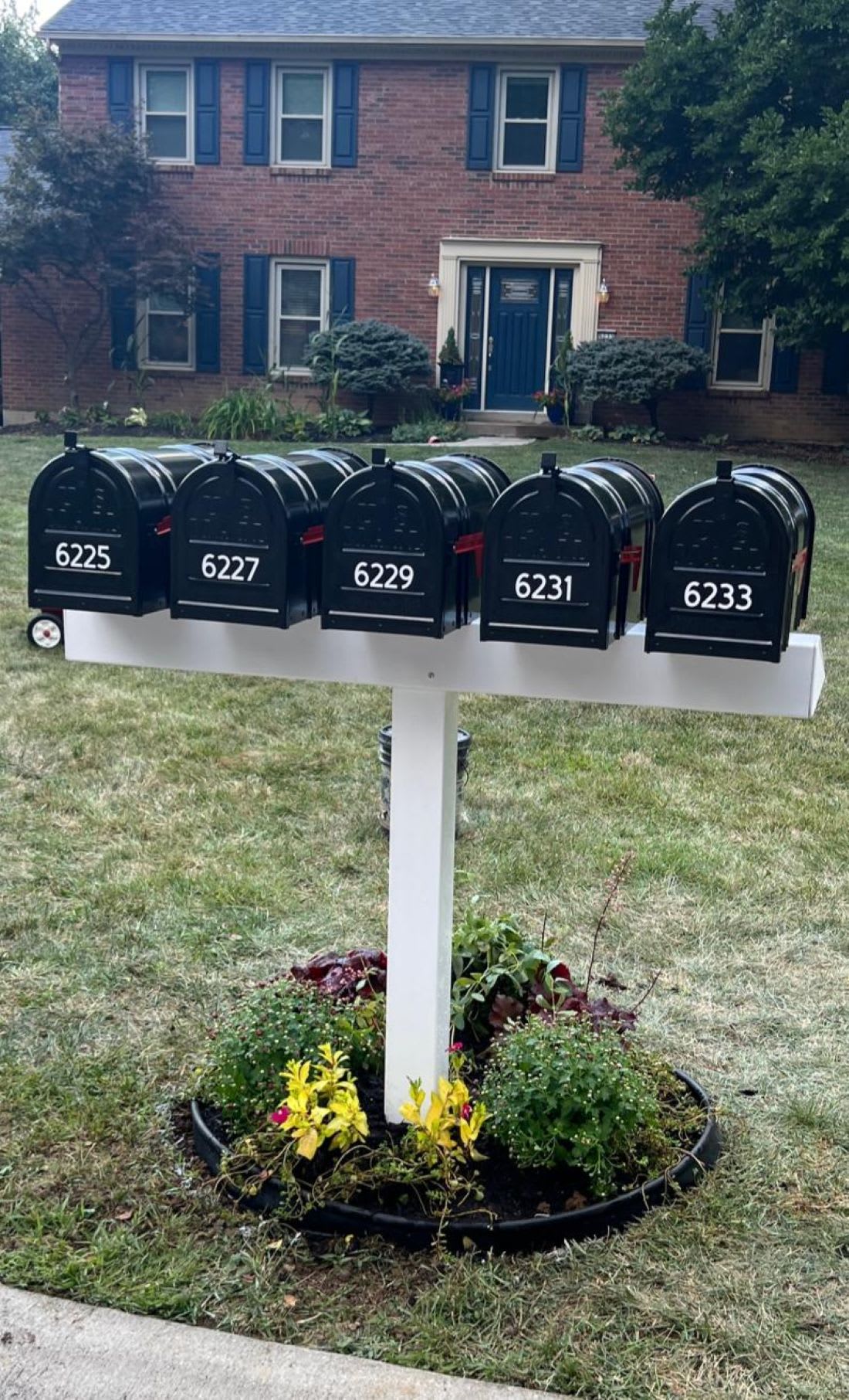 Handy Post HP-1W5 Mailbox-Posts - View #4