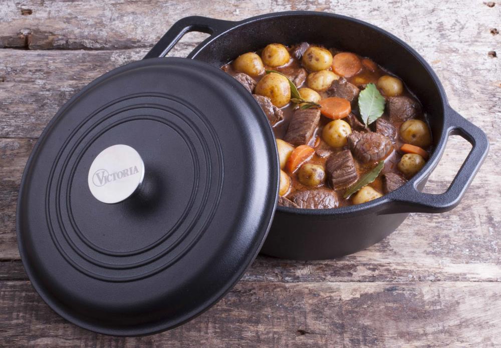 Victoria 13.4-in Cast Iron Cooking Pan with Lid in the Cooking Pans &  Skillets department at