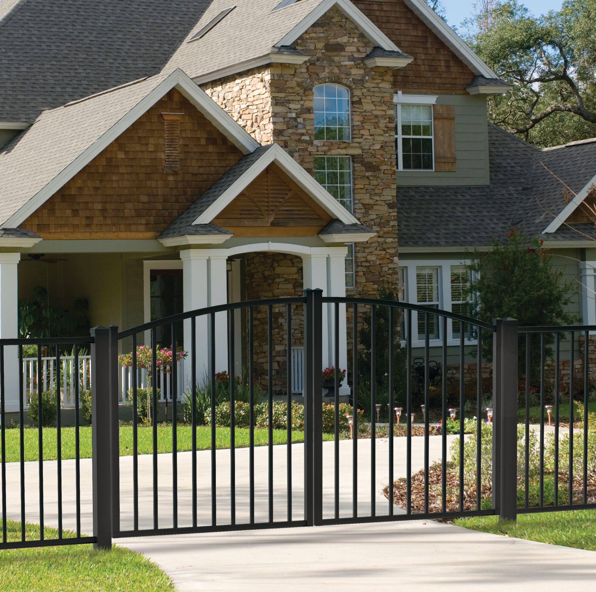 Freedom 7.75-ft x 4.16-ft Black Aluminum Driveway Gate in the Driveway ...