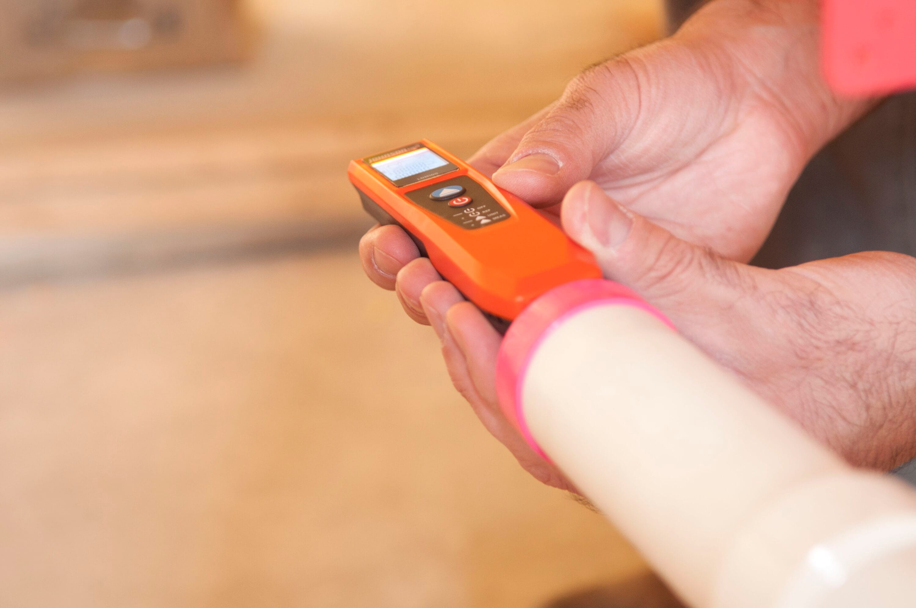 Johnson Level LDM100 Laser-Distance-Measurers - View #3