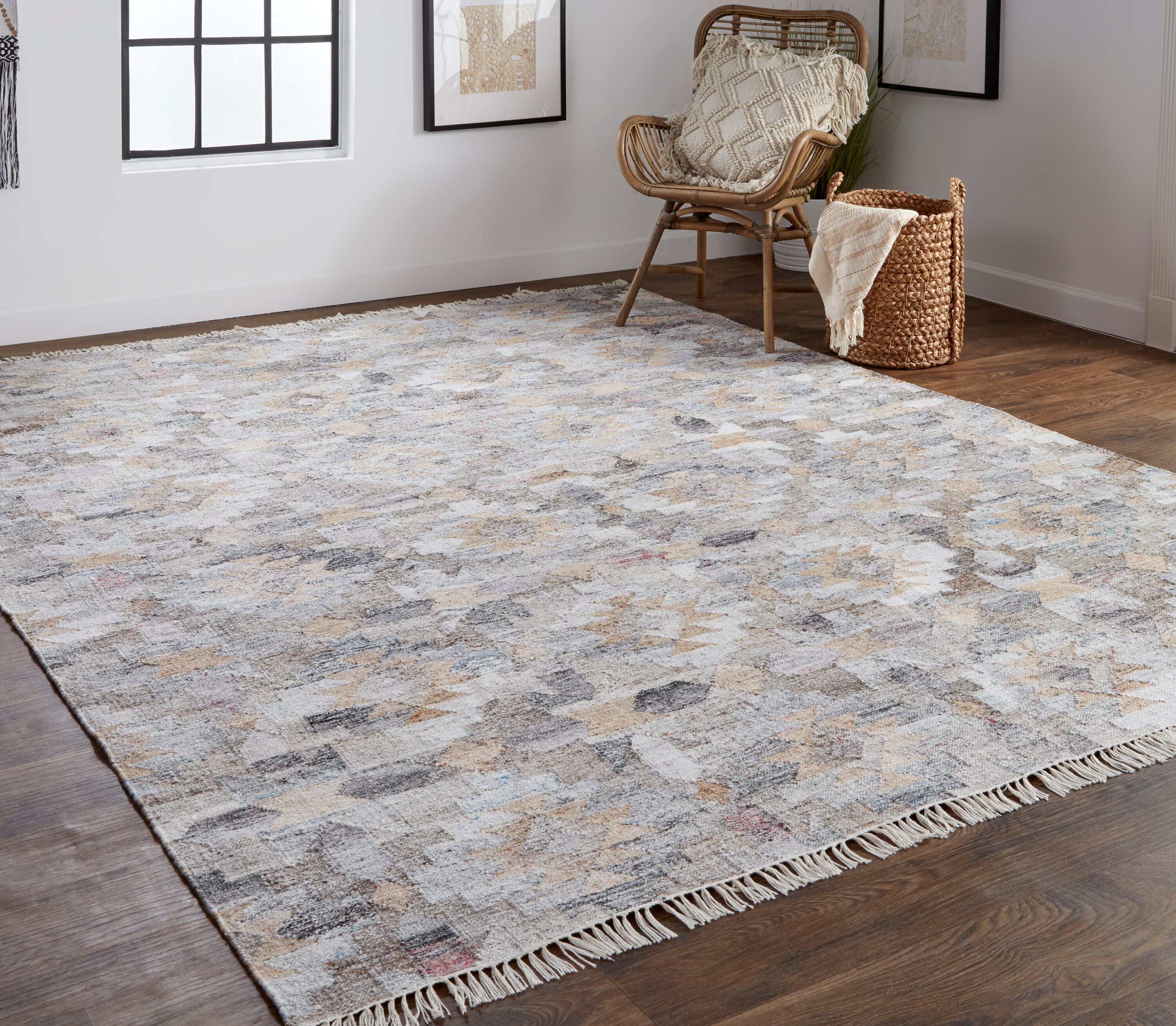 Gray Geometric Flat Woven Synthetic Area Rug 8' x 10'