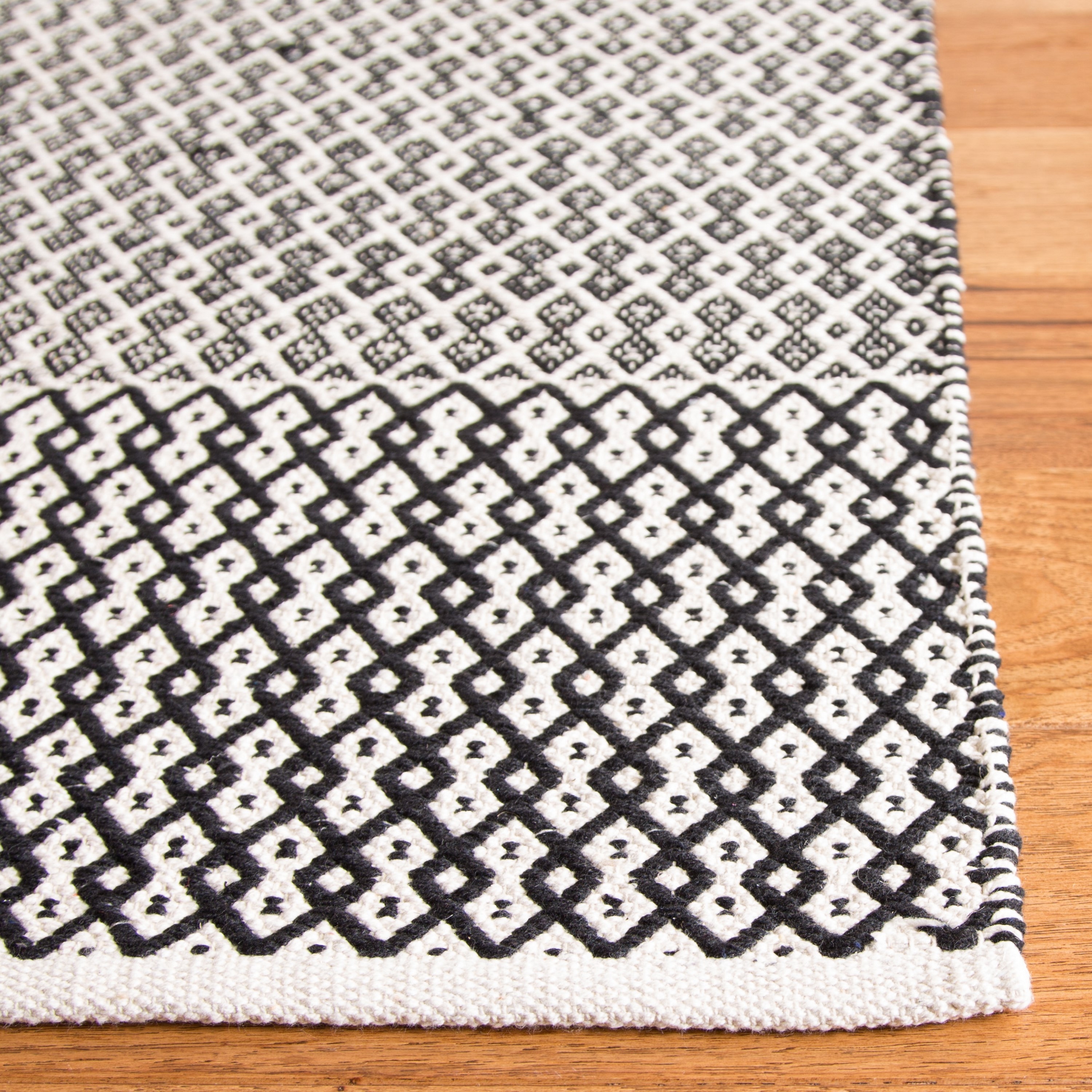 Safavieh MTK339D-28 rugs - View #3