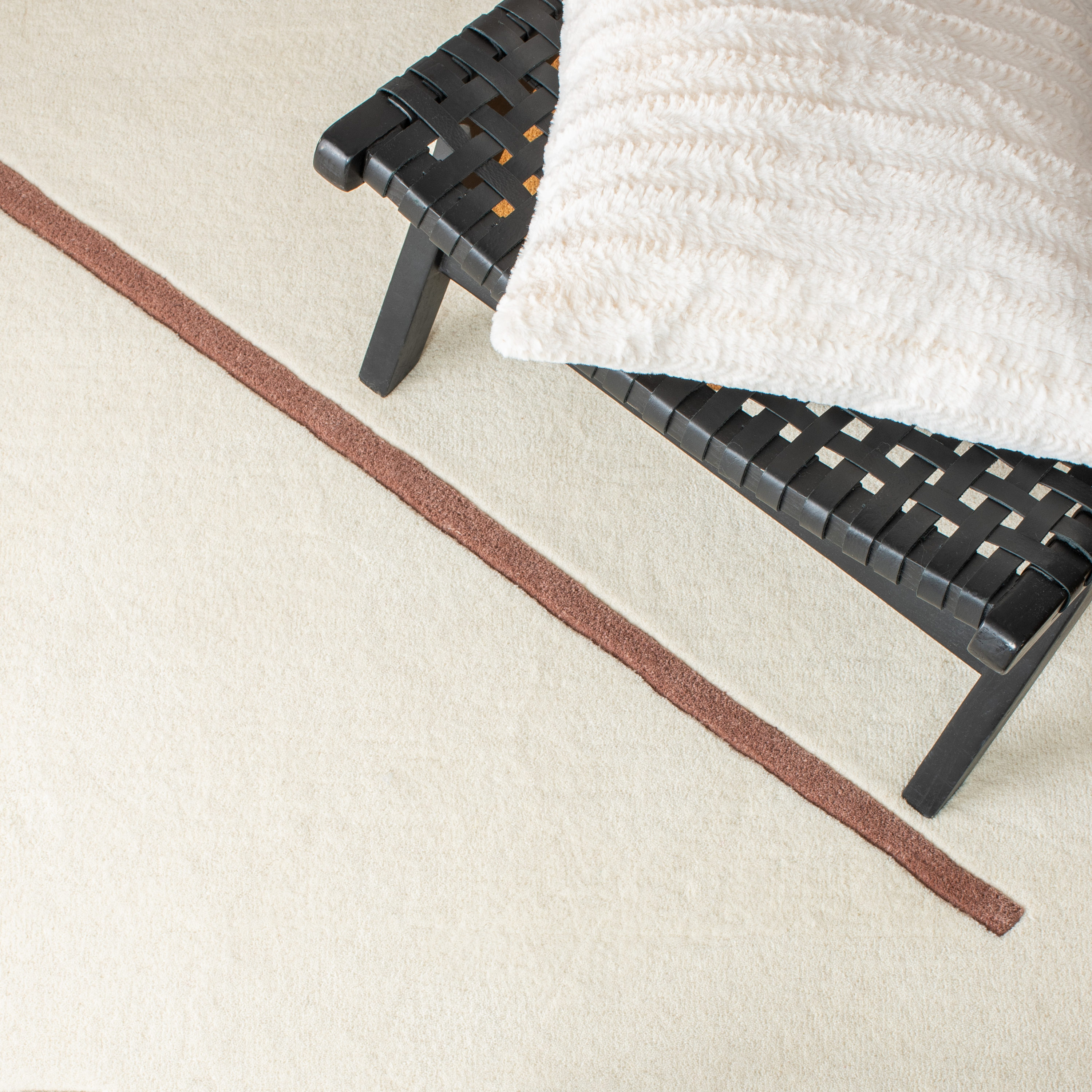 Ivory and Brown Wool Handmade Tufted 3'x5' Area Rug