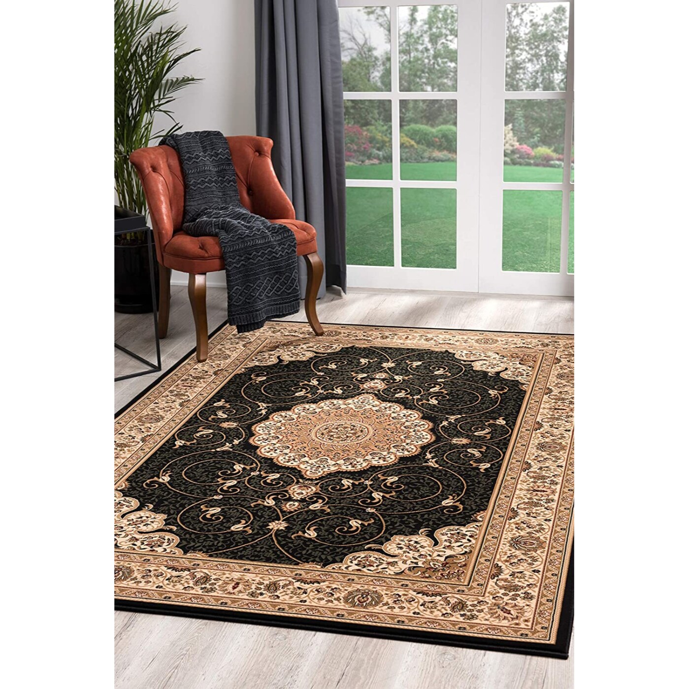 HomeRoots 4000395404 4 x 6 (ft) Loomed Olefin Black Rectangular Indoor Medallion Area rug