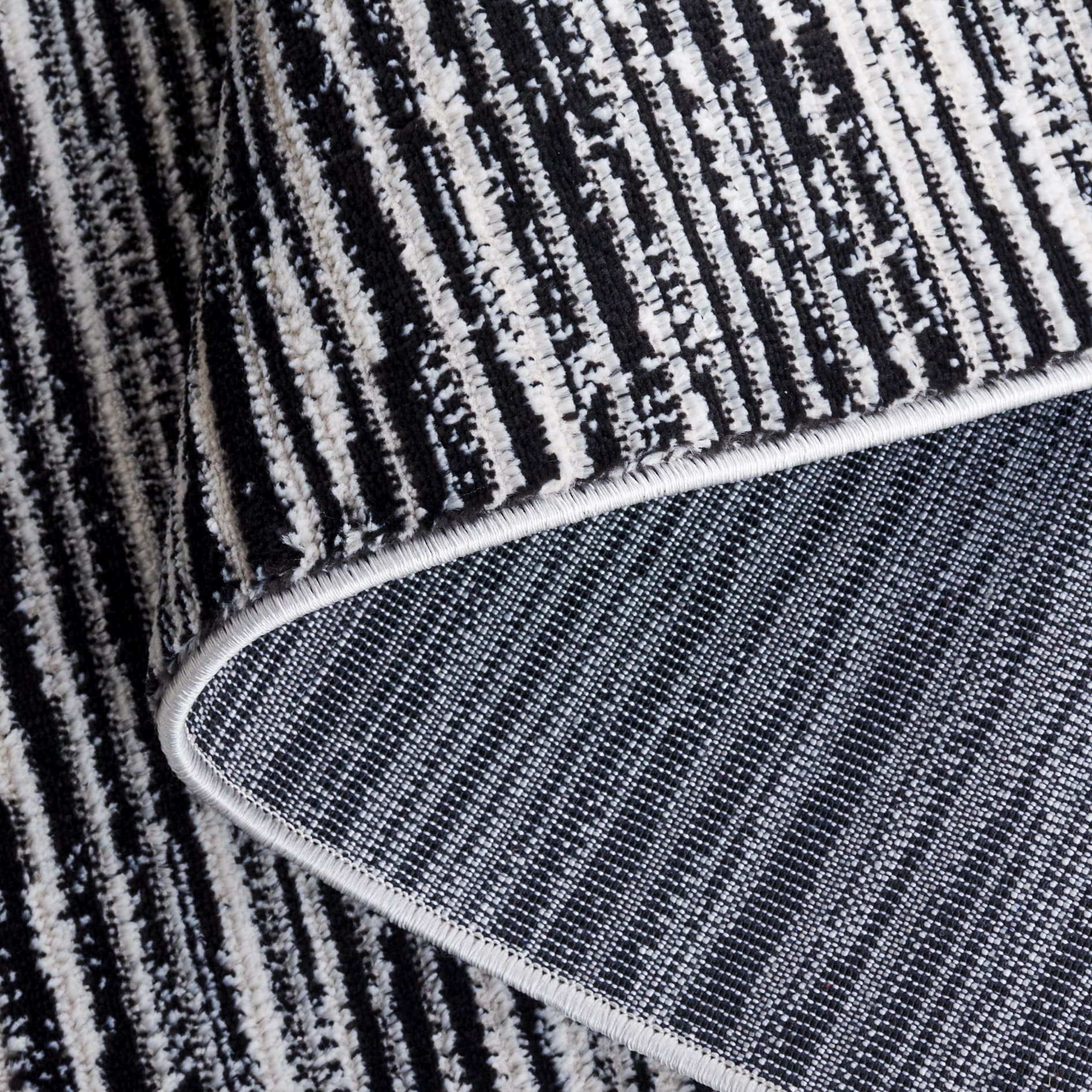 Safavieh MIL224Z-7SQ rugs - View #5