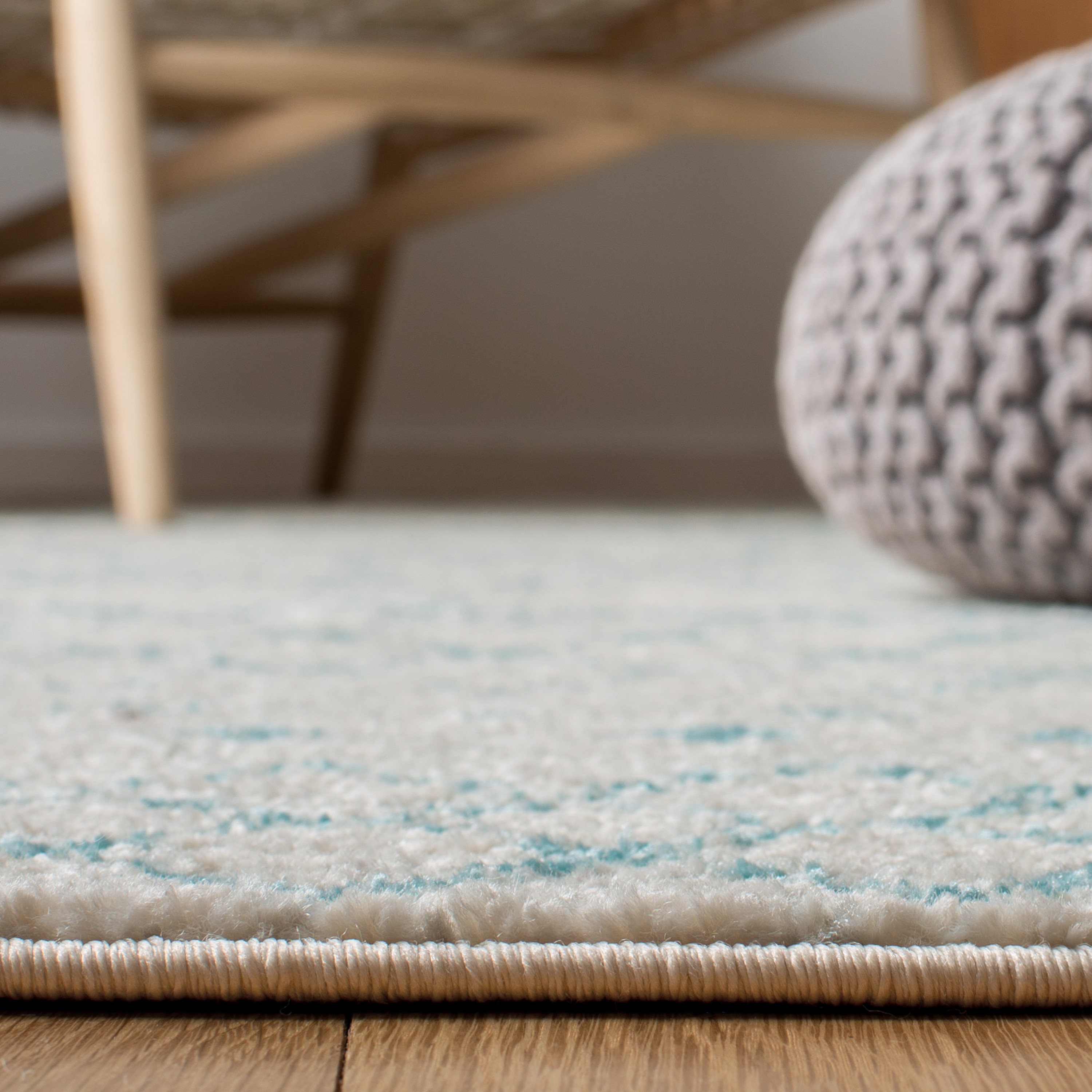 Safavieh MAD798C-4 rugs - View #4