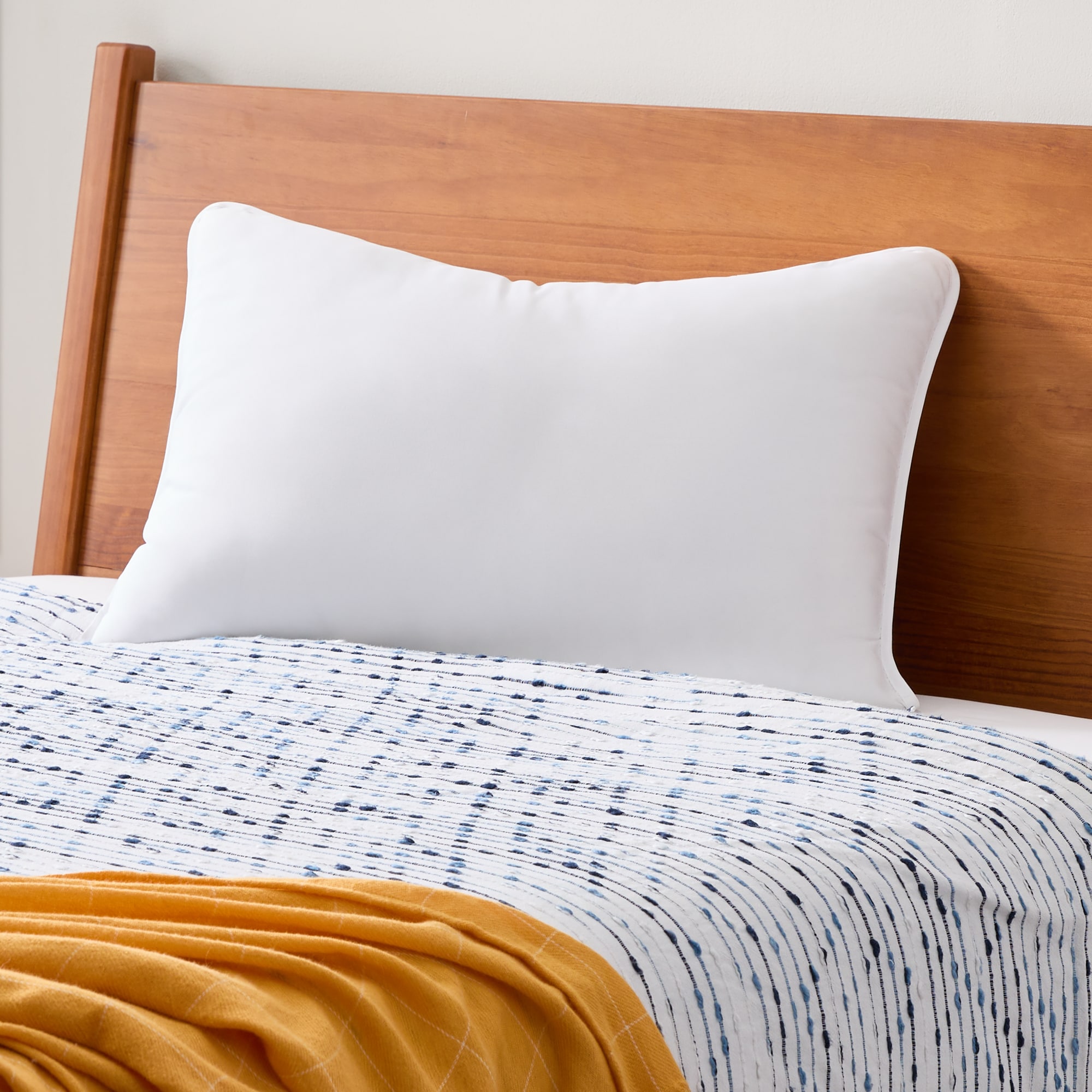 Linenspa Essentials Firm Bed Pillow