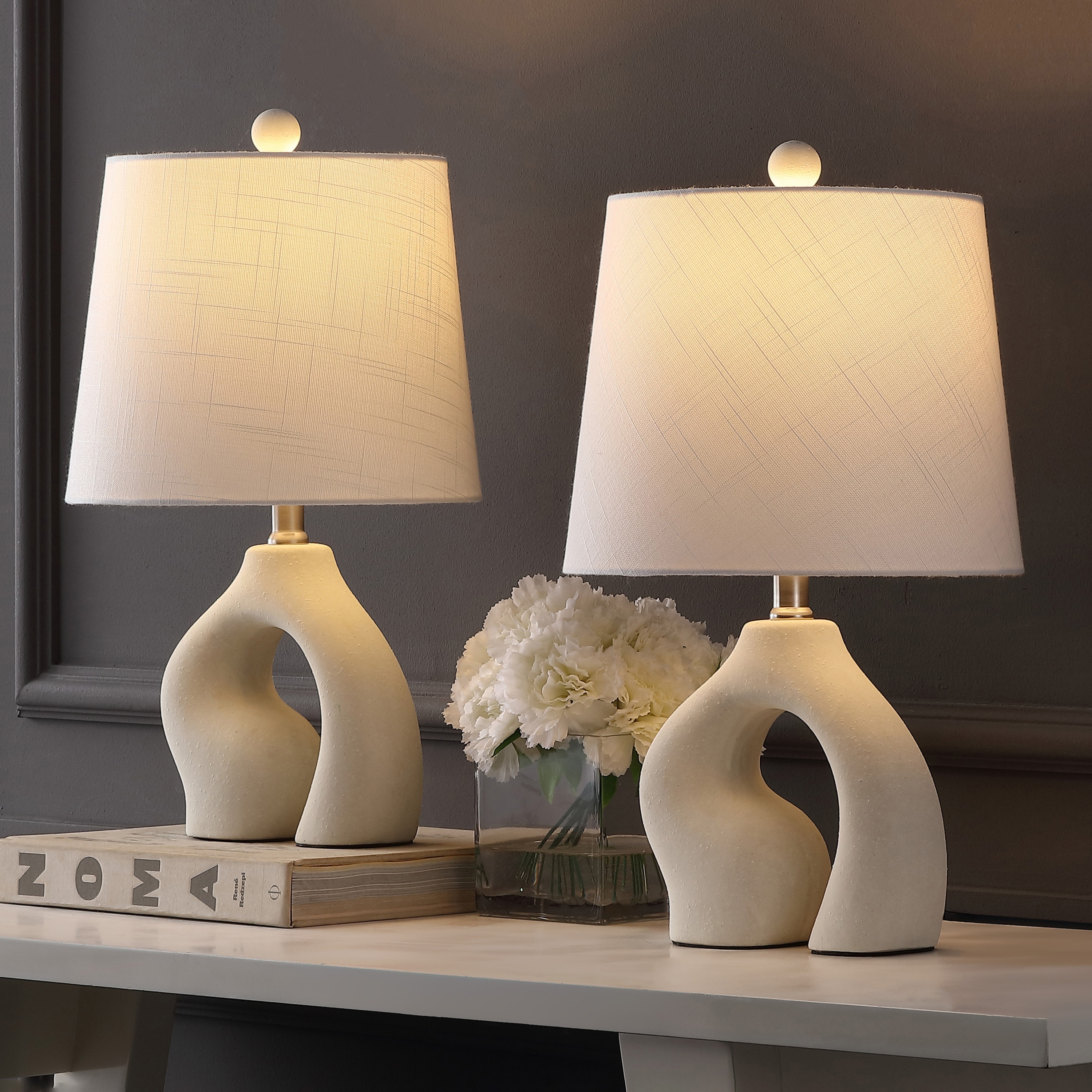 JONATHAN  Y JYL5504A-SET2 Tula Scandinavian Minimalist Ceramic Arch 19-in Cream LED Rotary socket Table Lamp with Linen Shade 2 -Set