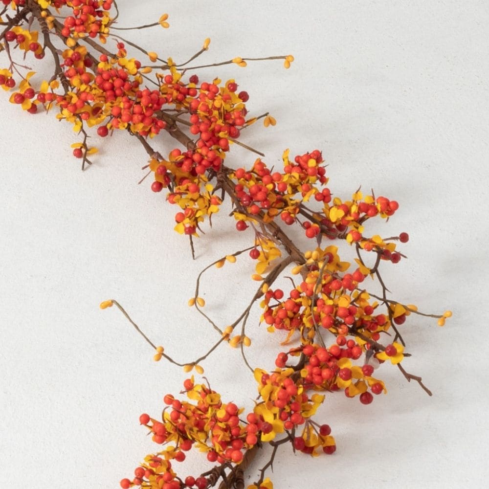 Sullivans 0.5-ft Berries Artificial Garland 23096G at Lowes.com