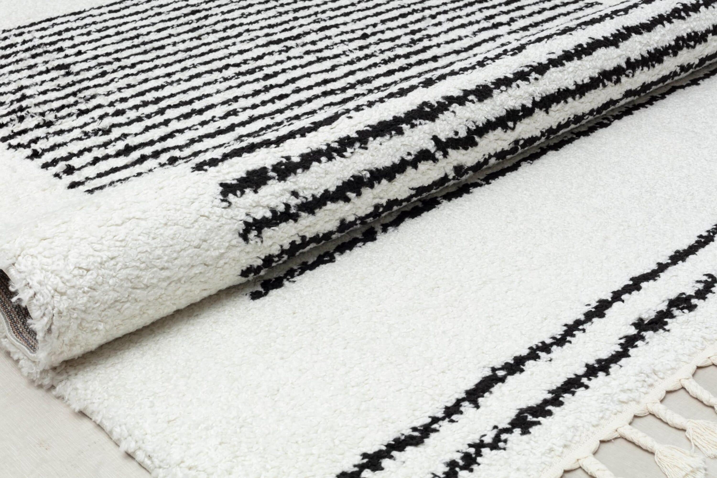 Rugs America Bennett 2 X 8 (ft) Snow Veil Indoor Stripe Runner Rug in the  Rugs department at