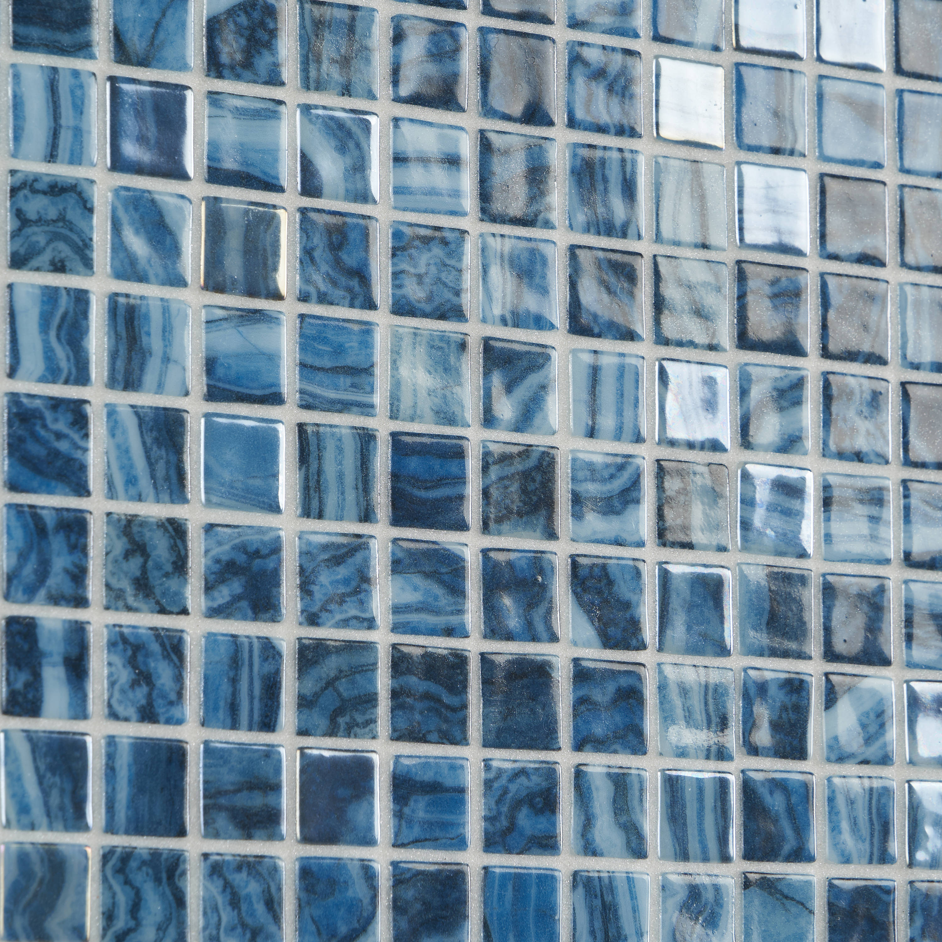 Swim Paradise 1x1 Glass Mosaic