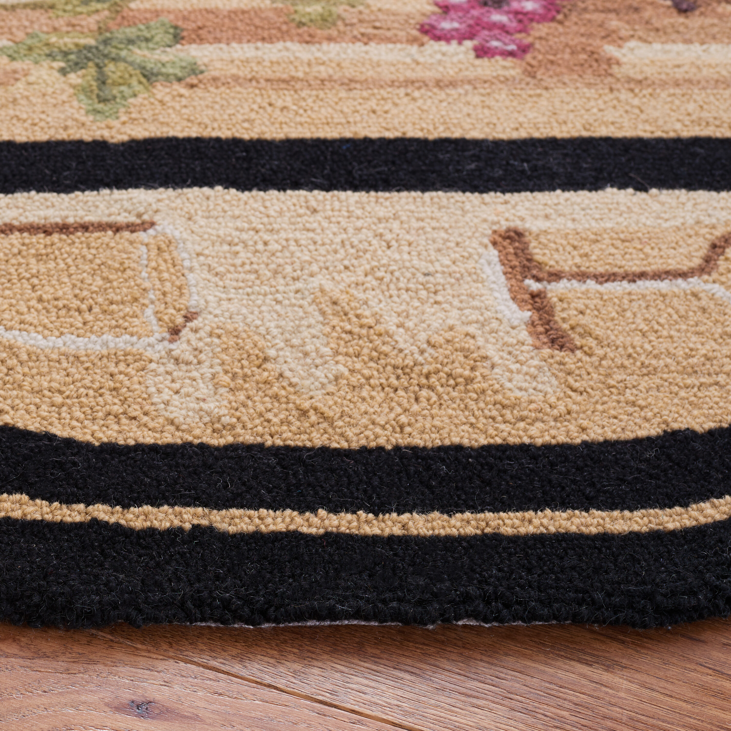 Safavieh HK254A-5R rugs - View #3