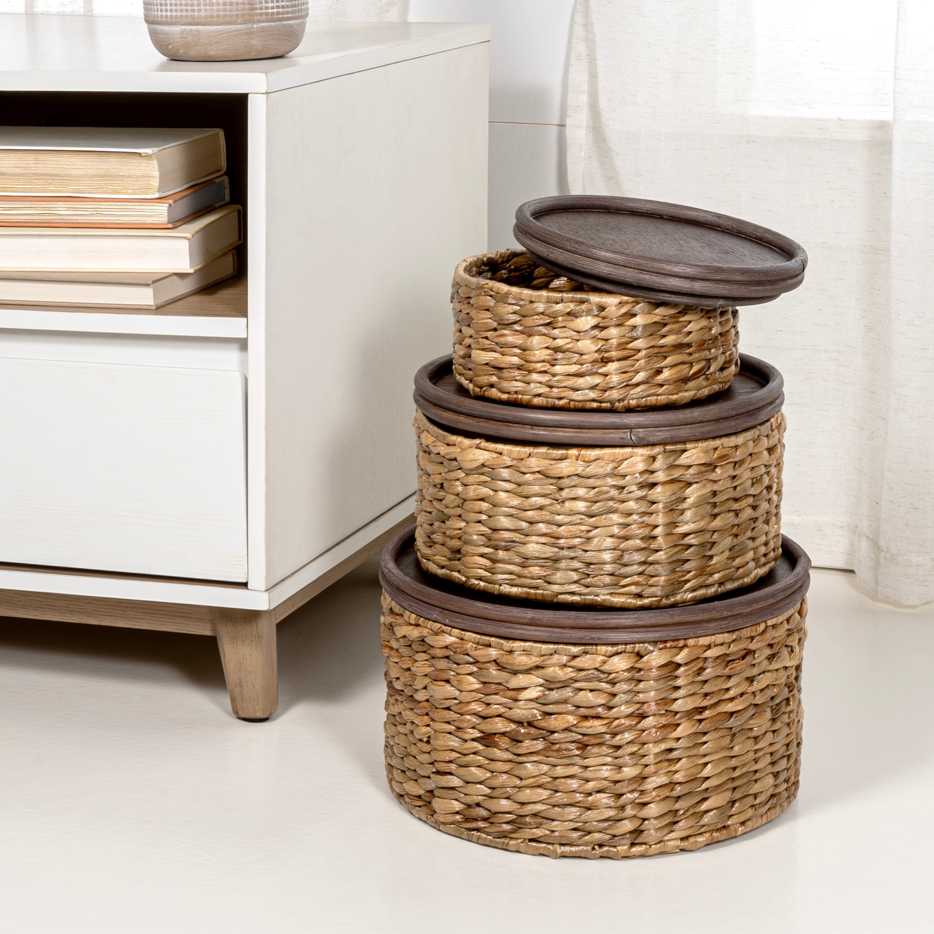 Natural Hand-Woven Hyacinth Round Storage Baskets with Wood Lids, Set of 3