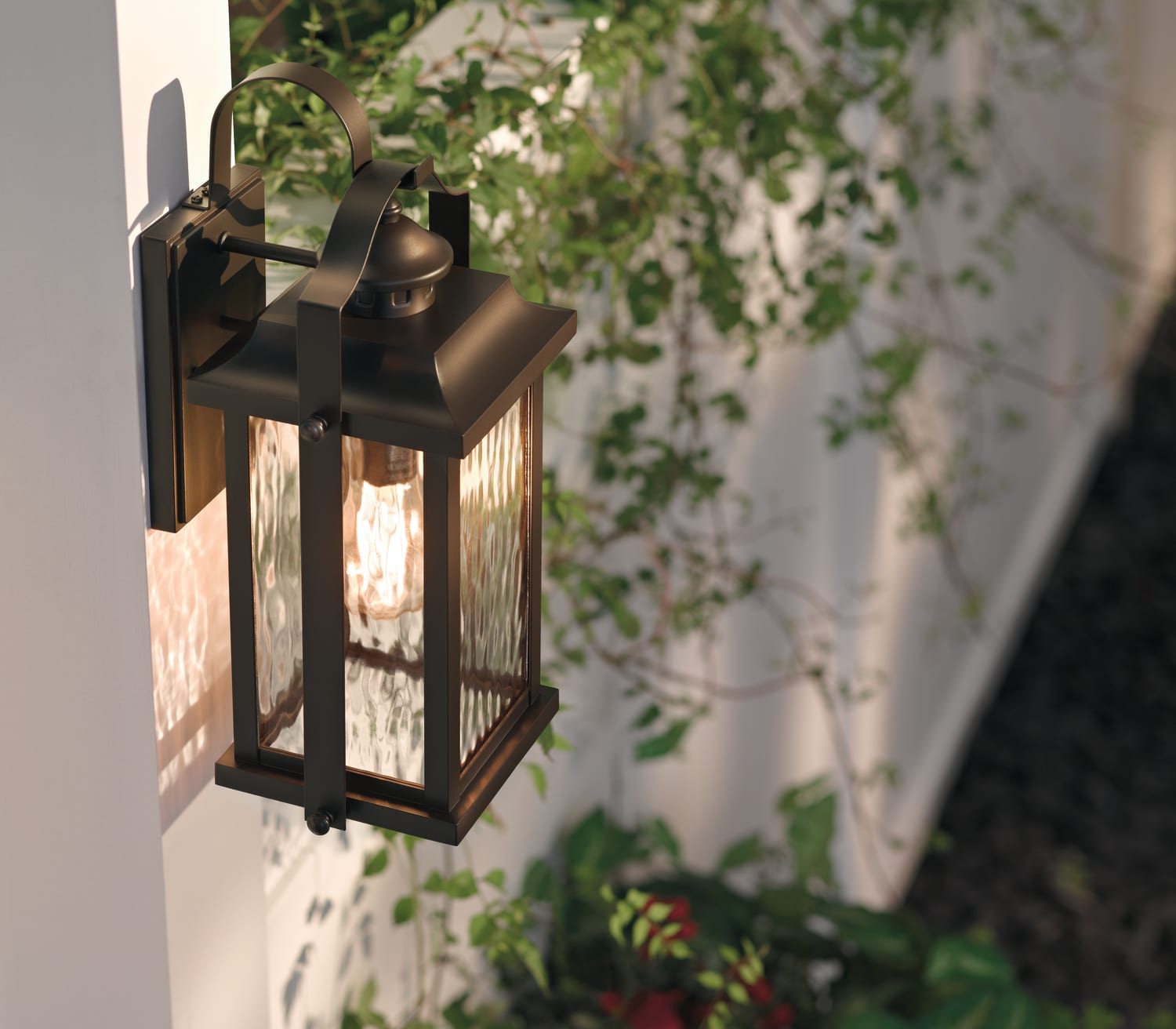 Linford 1-Light 17.25-in Olde Bronze Outdoor Light in the Outdoor Lights department at Lowes.com