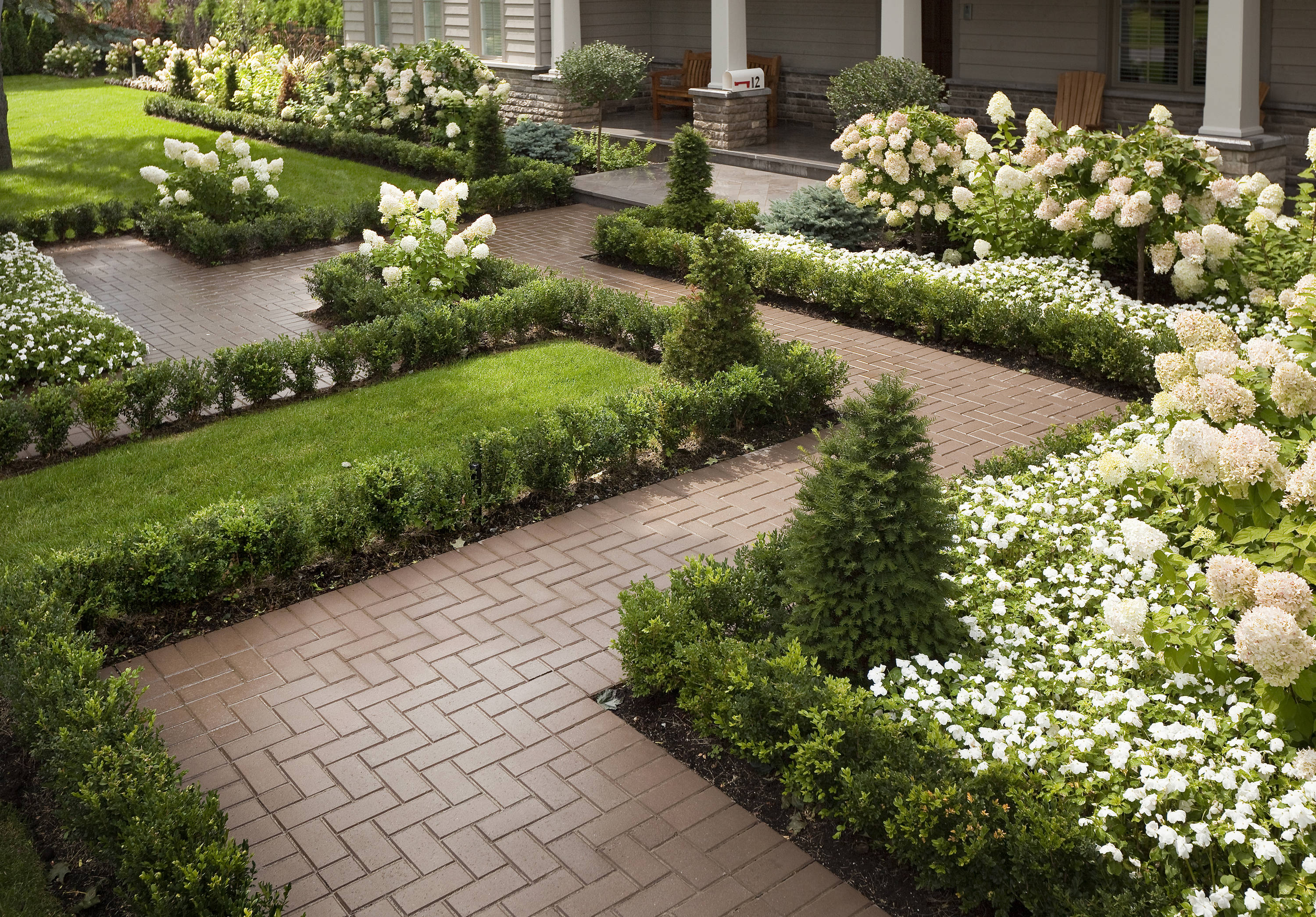 CasaScapes CASAEDGE0001 Patio-Stone-Paver-Restraints - View #3