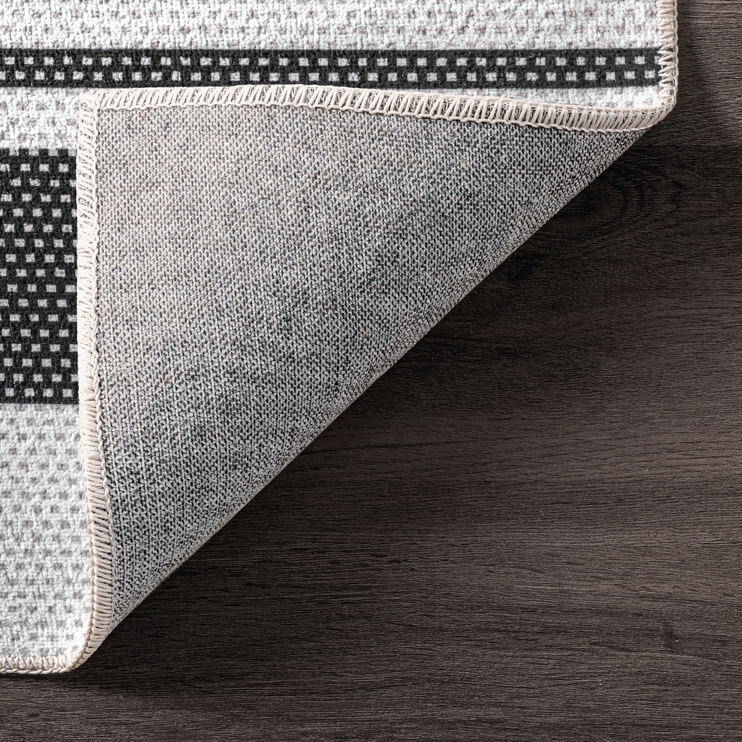 Sleek Striped Synthetic 3' x 5' Gray Rectangular Rug