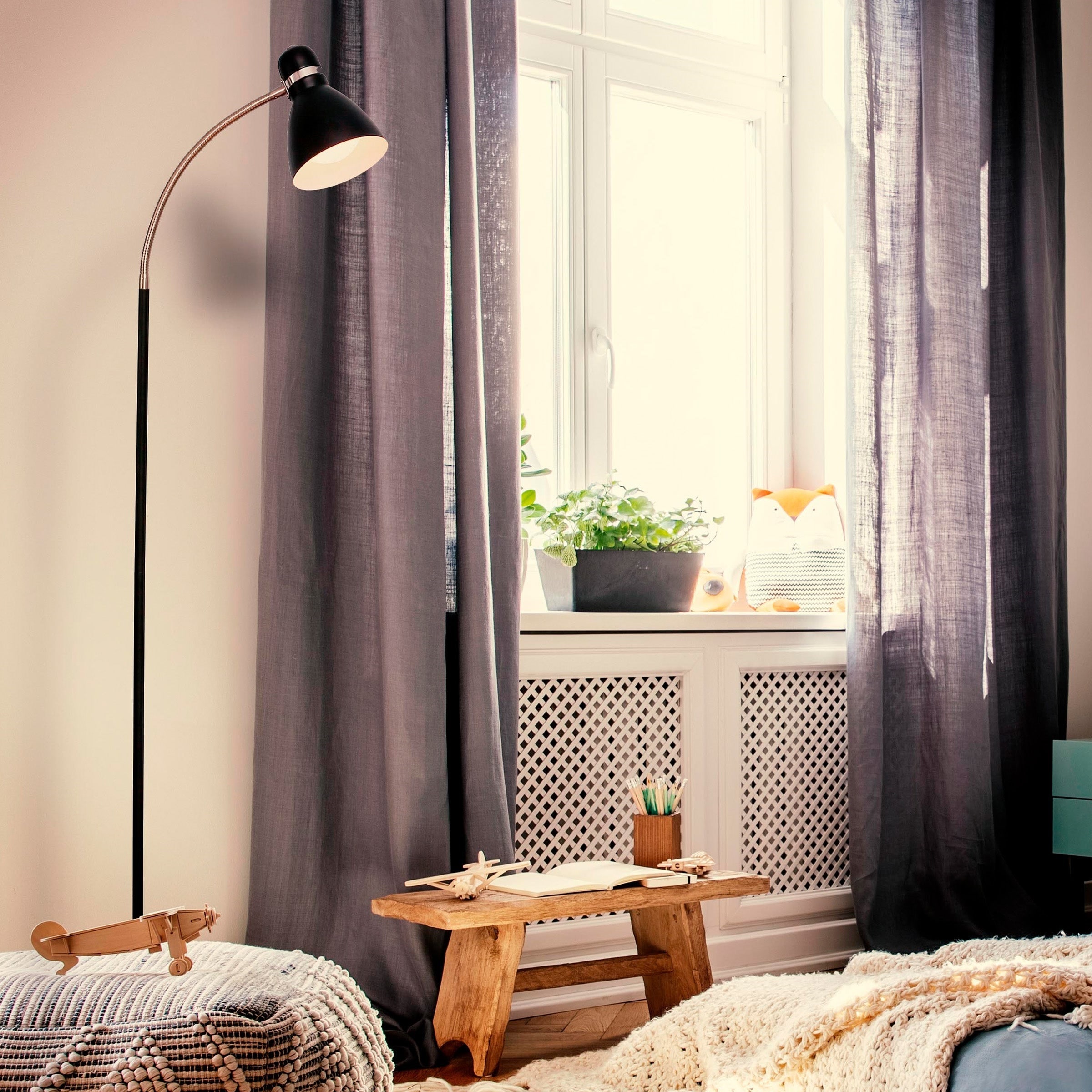 Brightech FL-AVRY-BLK floorlamps - View #7