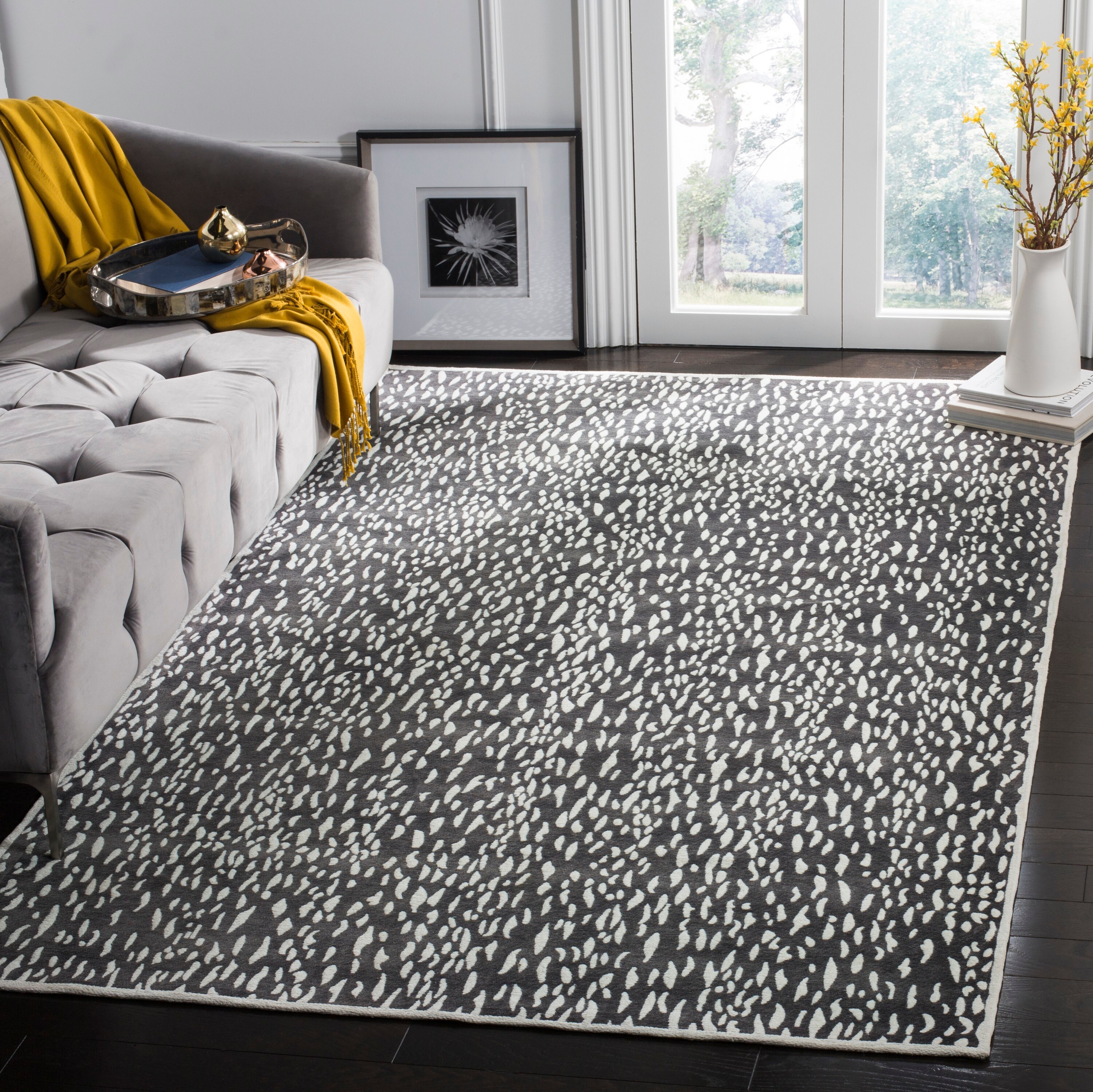 Safavieh MRB657A-6SQ Marbella Sunetra 6 x 6 (ft) Loomed Polyester Dark Gray/Ivory Square Indoor Abstract Area rug