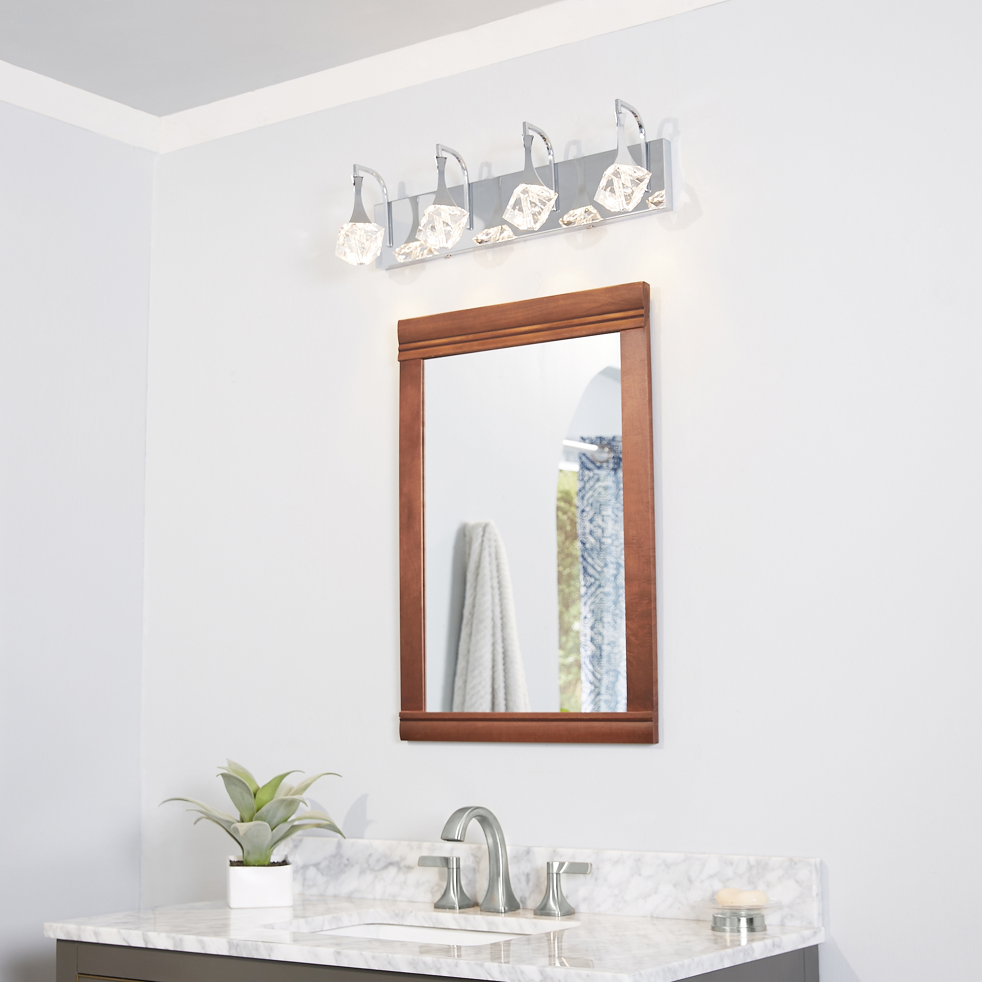 Lowes bathroom deals vanity lights chrome