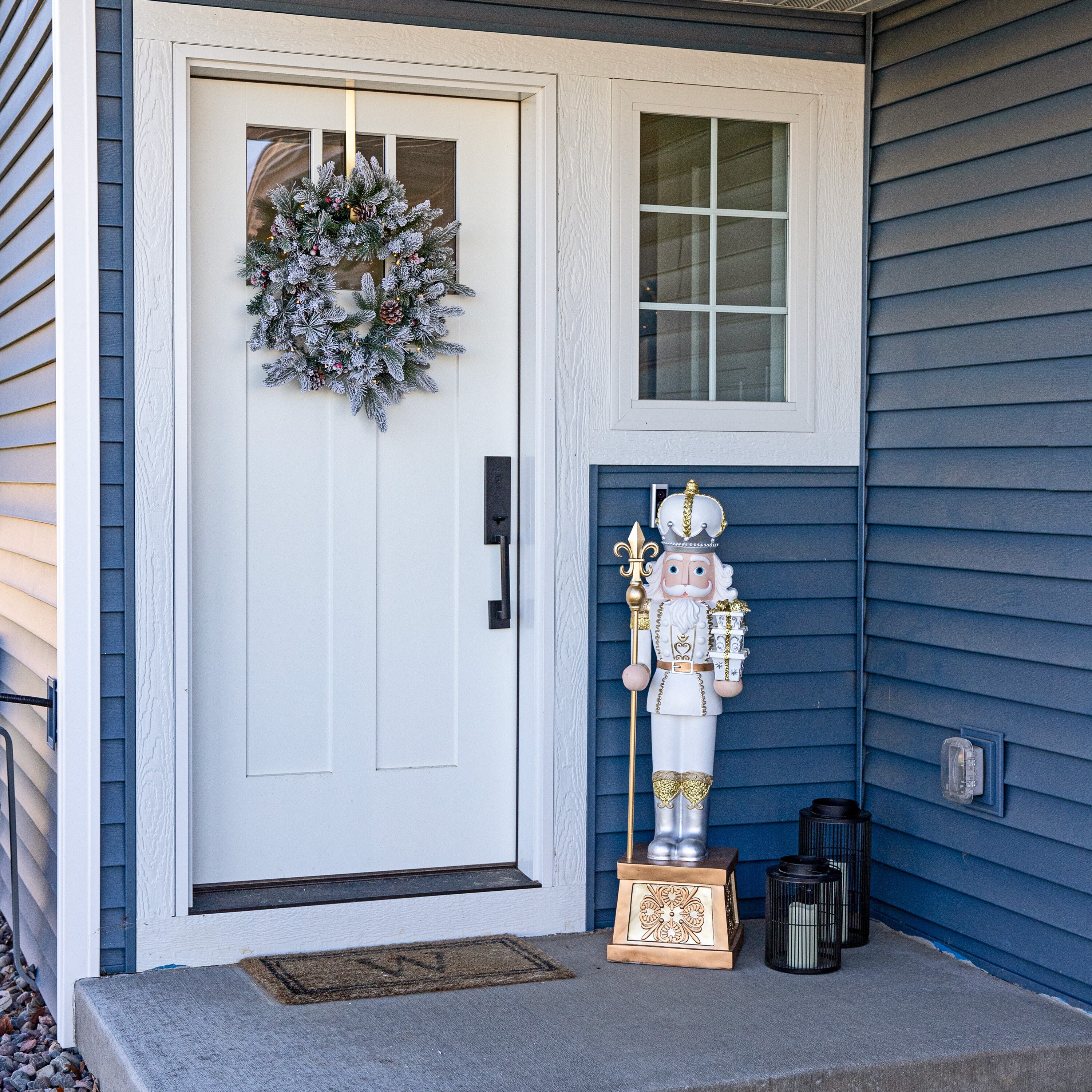 Sunnydaze Decor LSR-0481 Artificial-Christmas-Wreaths - View #3