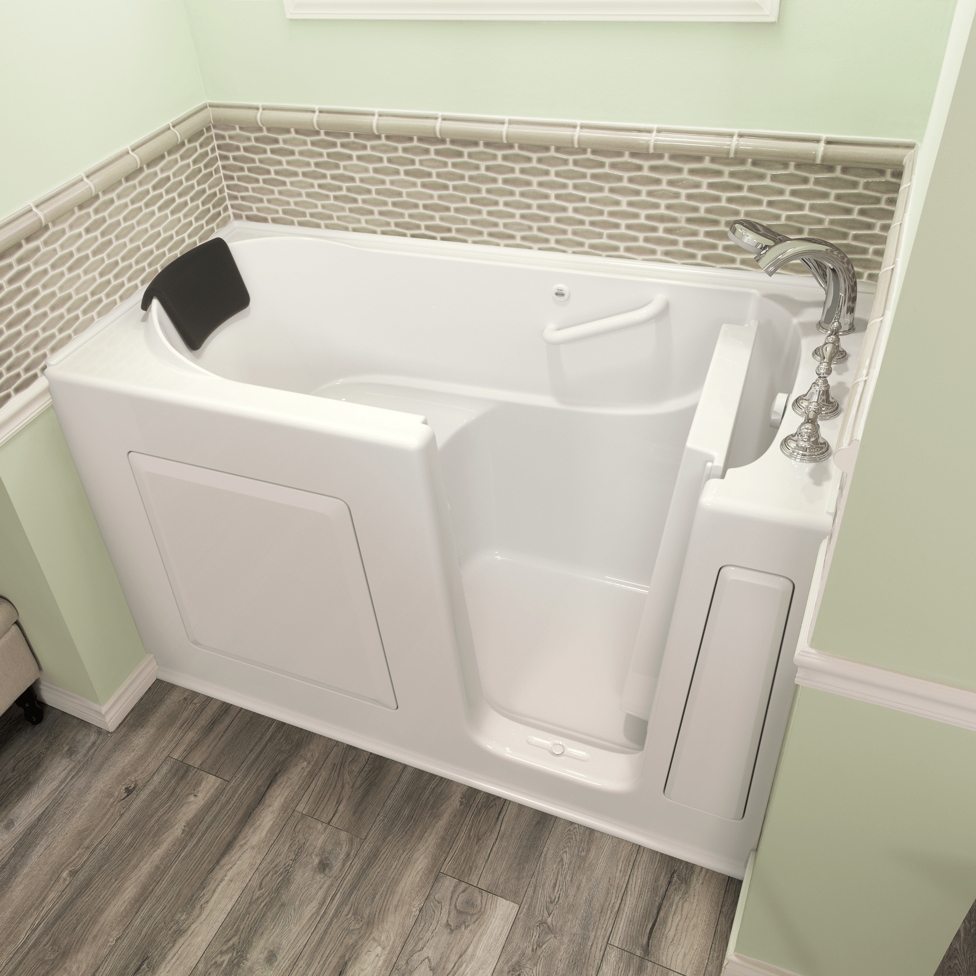 American Standard 3060.109.SRW 29.75-Inches x 59.5-Inches White Fiberglass Rectangular Walk-in Soaking bathtub with Faucet Hand Shower Drain ( Right Drain )