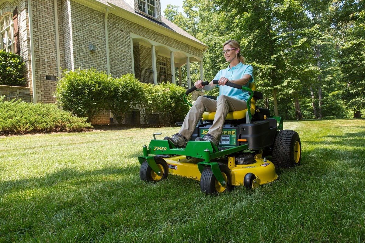 John Deere Z345R ZTrak 42 in 22 HP V twin Gas Zero turn Riding Lawn Mower in the Zero Turn Riding Lawn Mowers department at Lowes